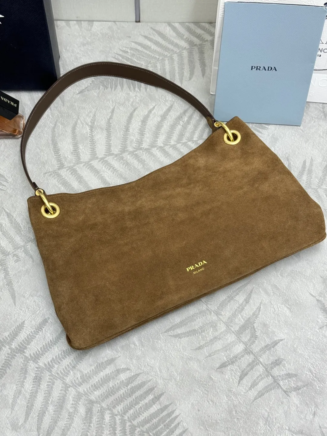 Etude Suede Shoulder Bag D90016297 — view 4