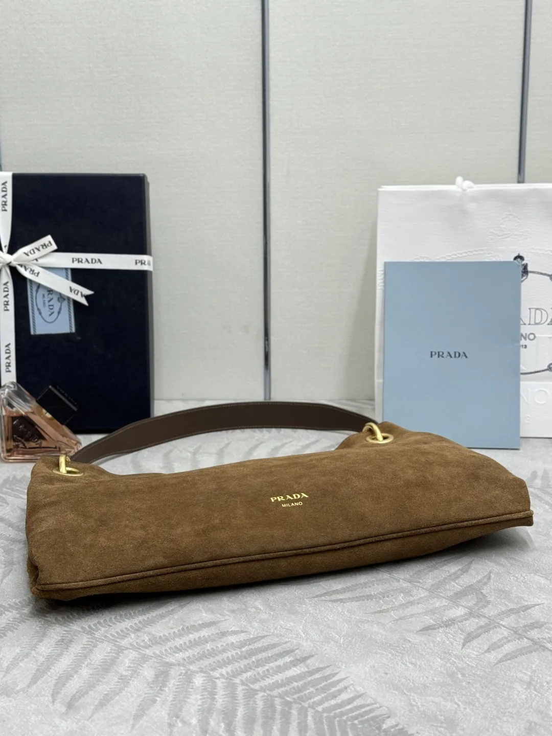 Etude Suede Shoulder Bag D90016297 — view 5