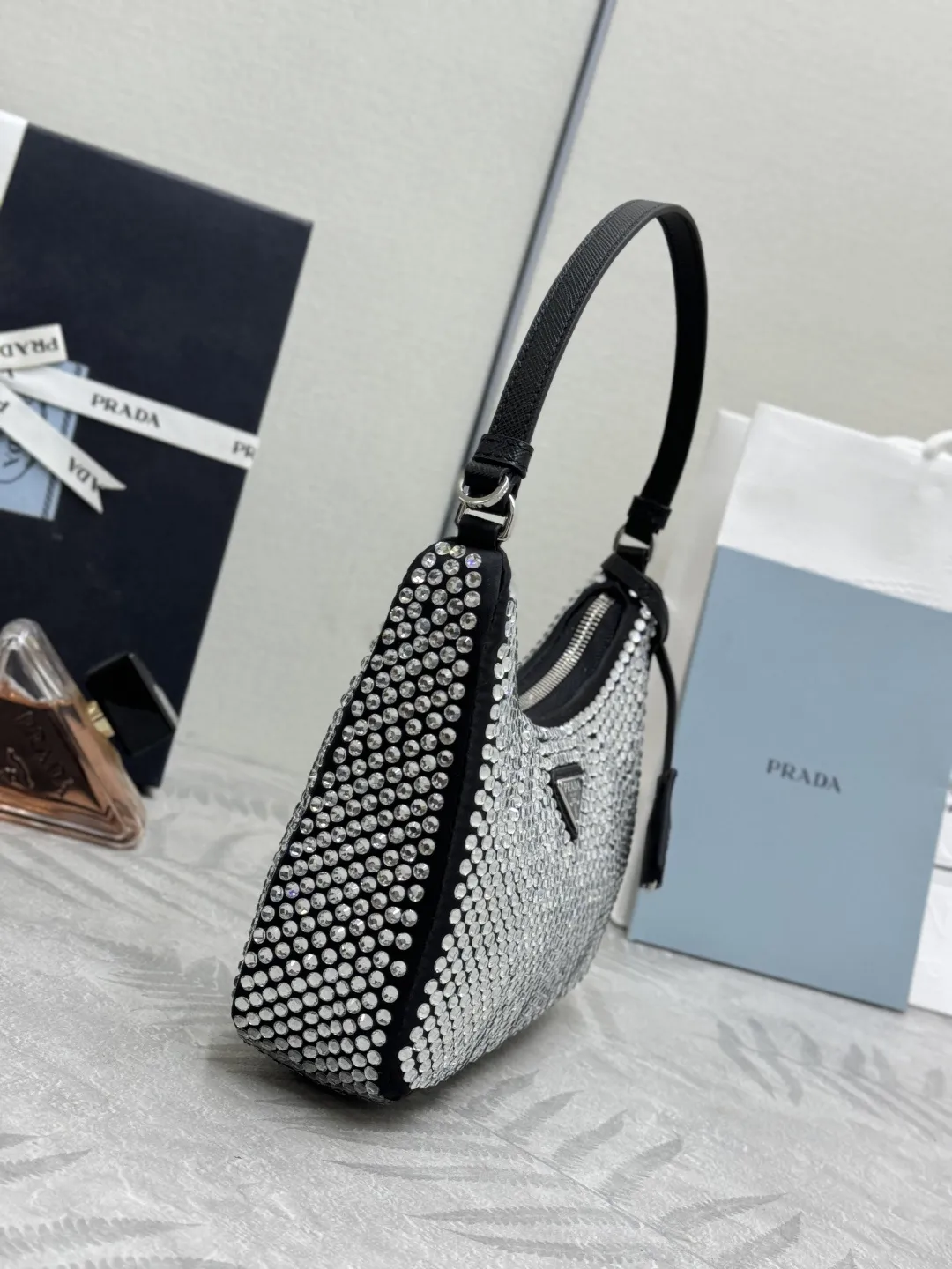 Re-Edition 2005 Crystal-Embellished Hobo Bag D63016305 — view 4