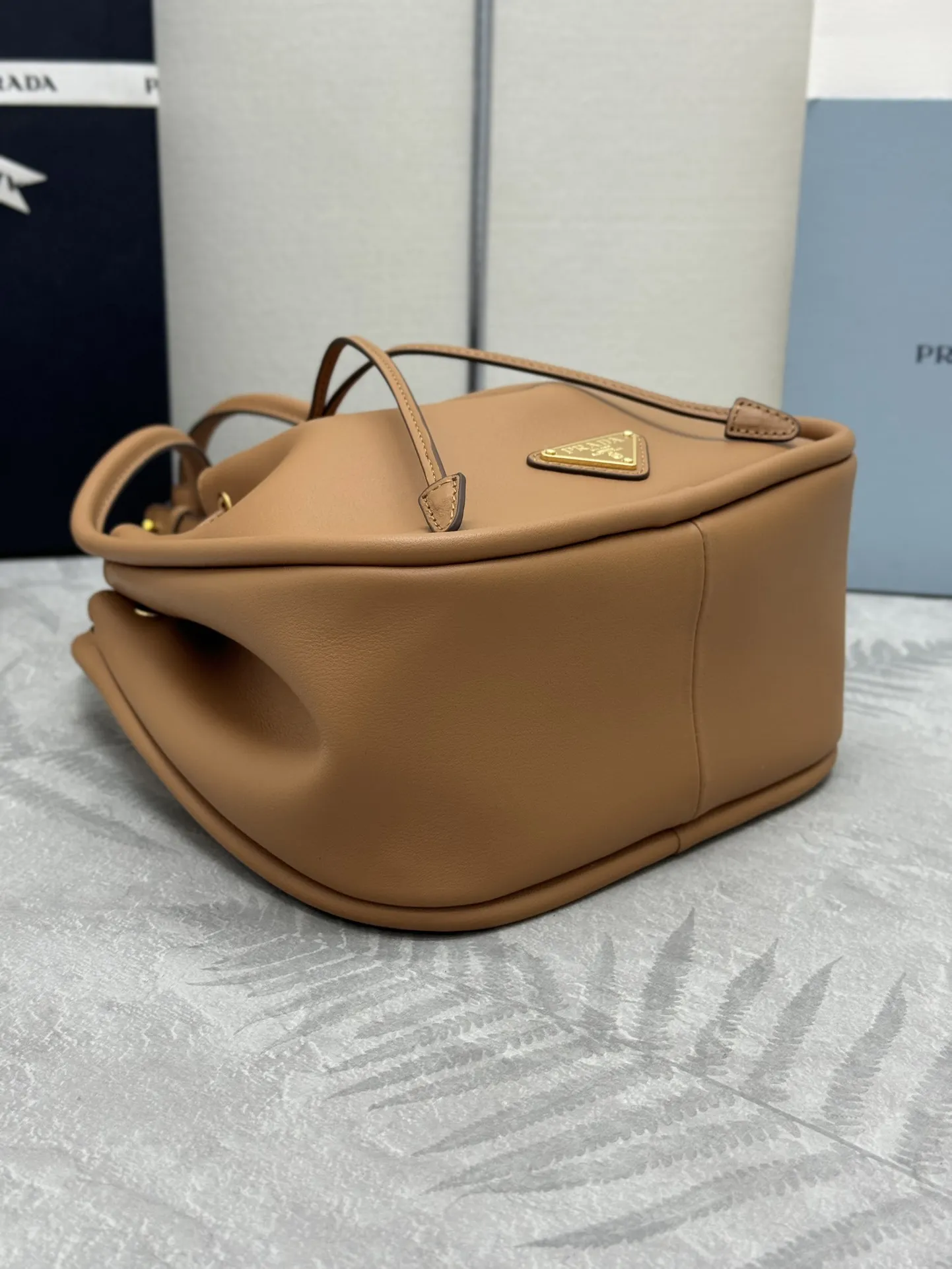 Leather Drawstring Bucket Bag D88016310 — view 6