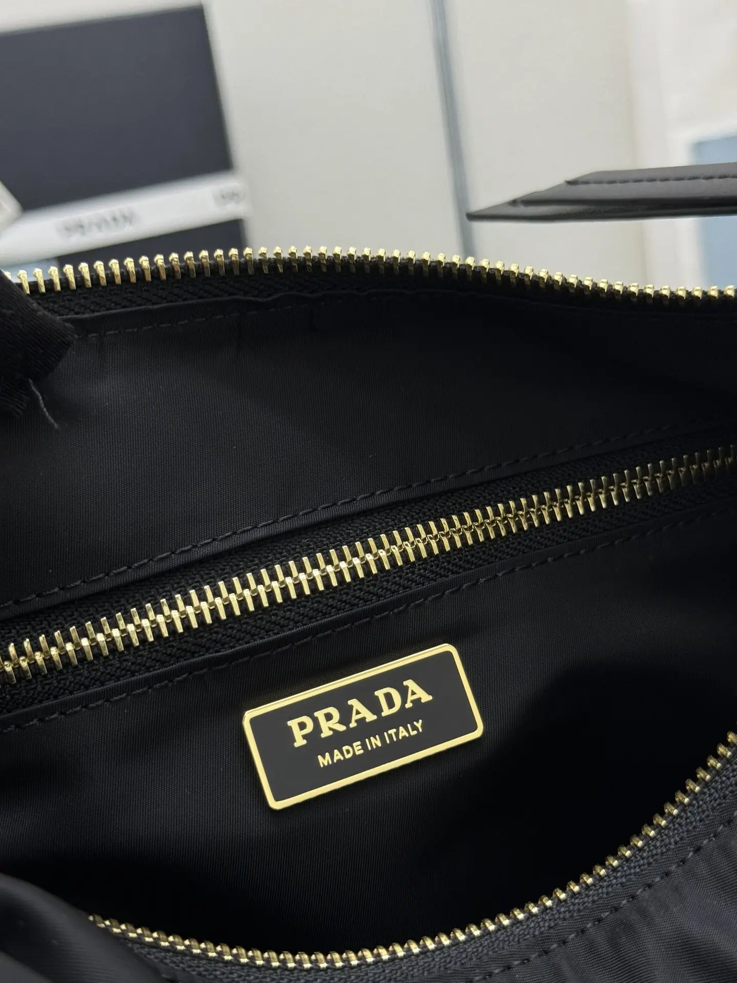 Re-Nylon and Leather Shoulder Bag D69016317 — view 9