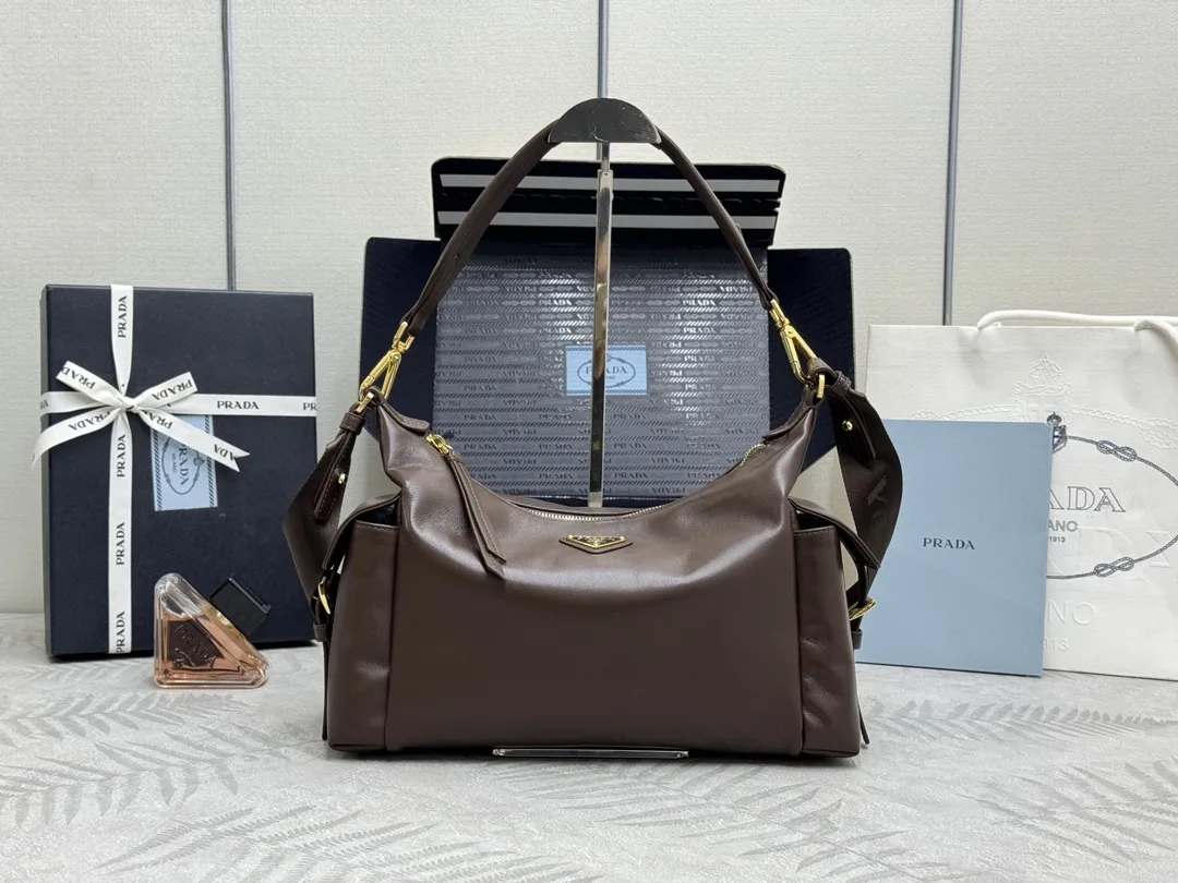 Lambskin Shoulder Bag with Detachable Straps D98016319