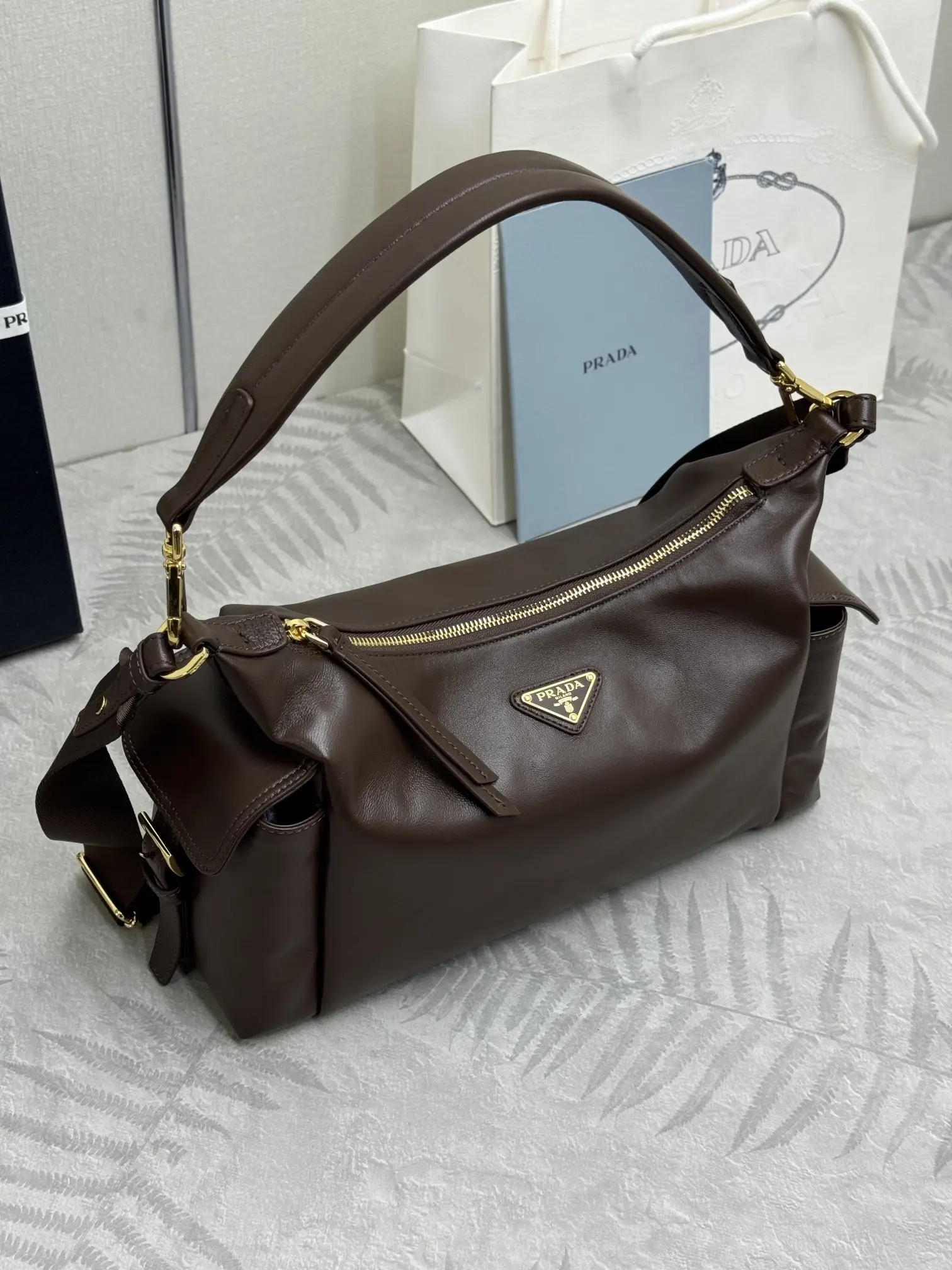 Lambskin Shoulder Bag with Detachable Straps D98016319 — view 4