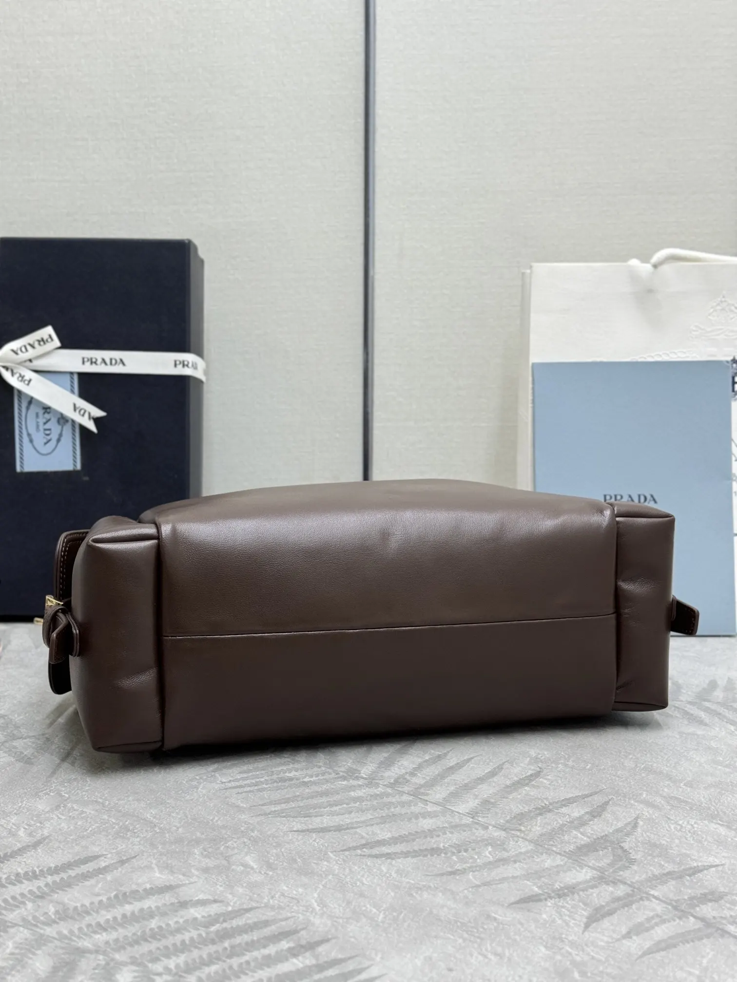 Lambskin Shoulder Bag with Detachable Straps D98016319 — view 6