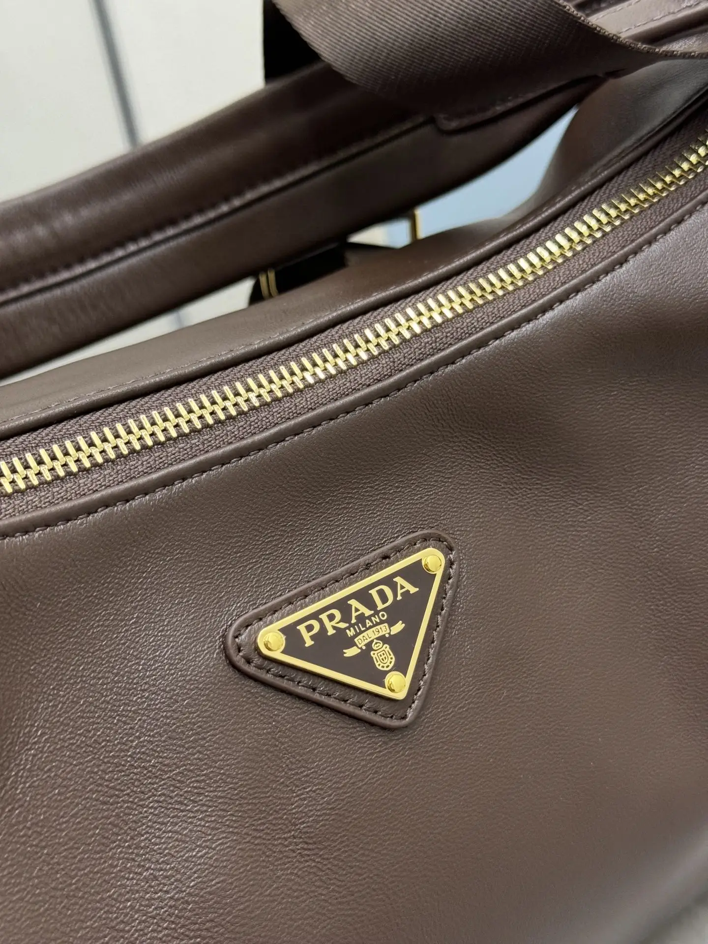 Lambskin Shoulder Bag with Detachable Straps D98016319 — view 7
