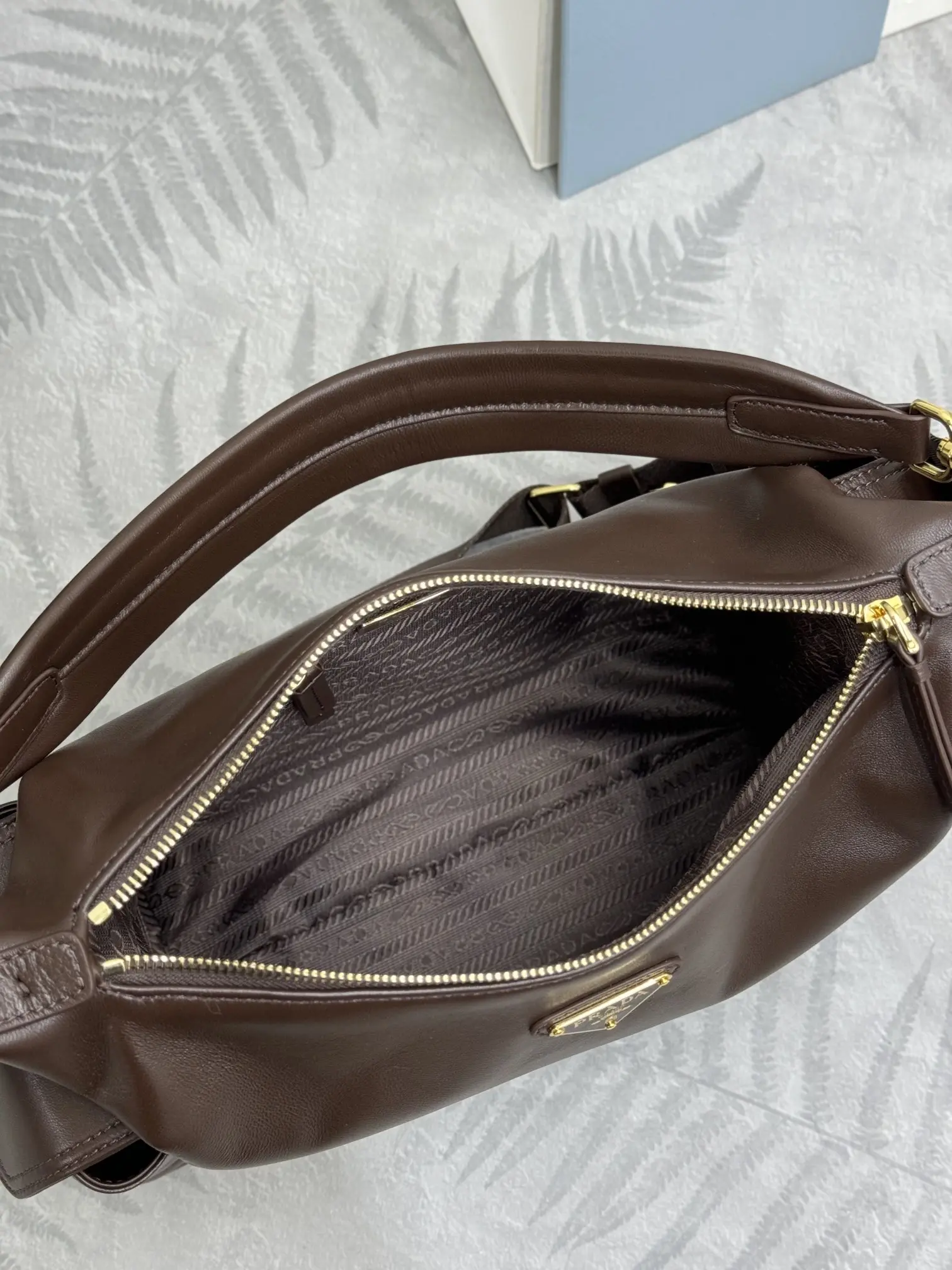 Lambskin Shoulder Bag with Detachable Straps D98016319 — view 8
