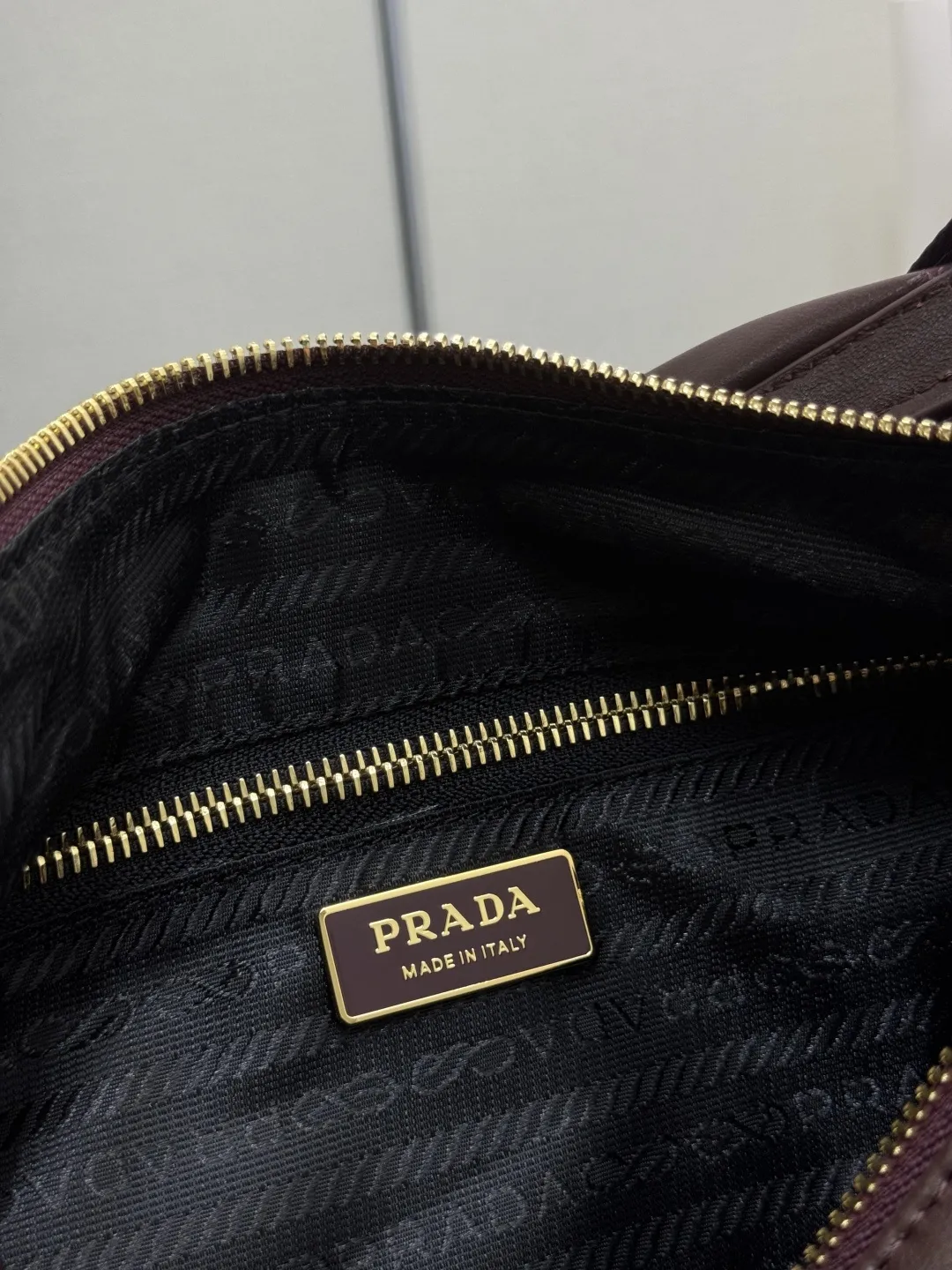 Prada Lambskin Shoulder Bag D98016512 — view 9