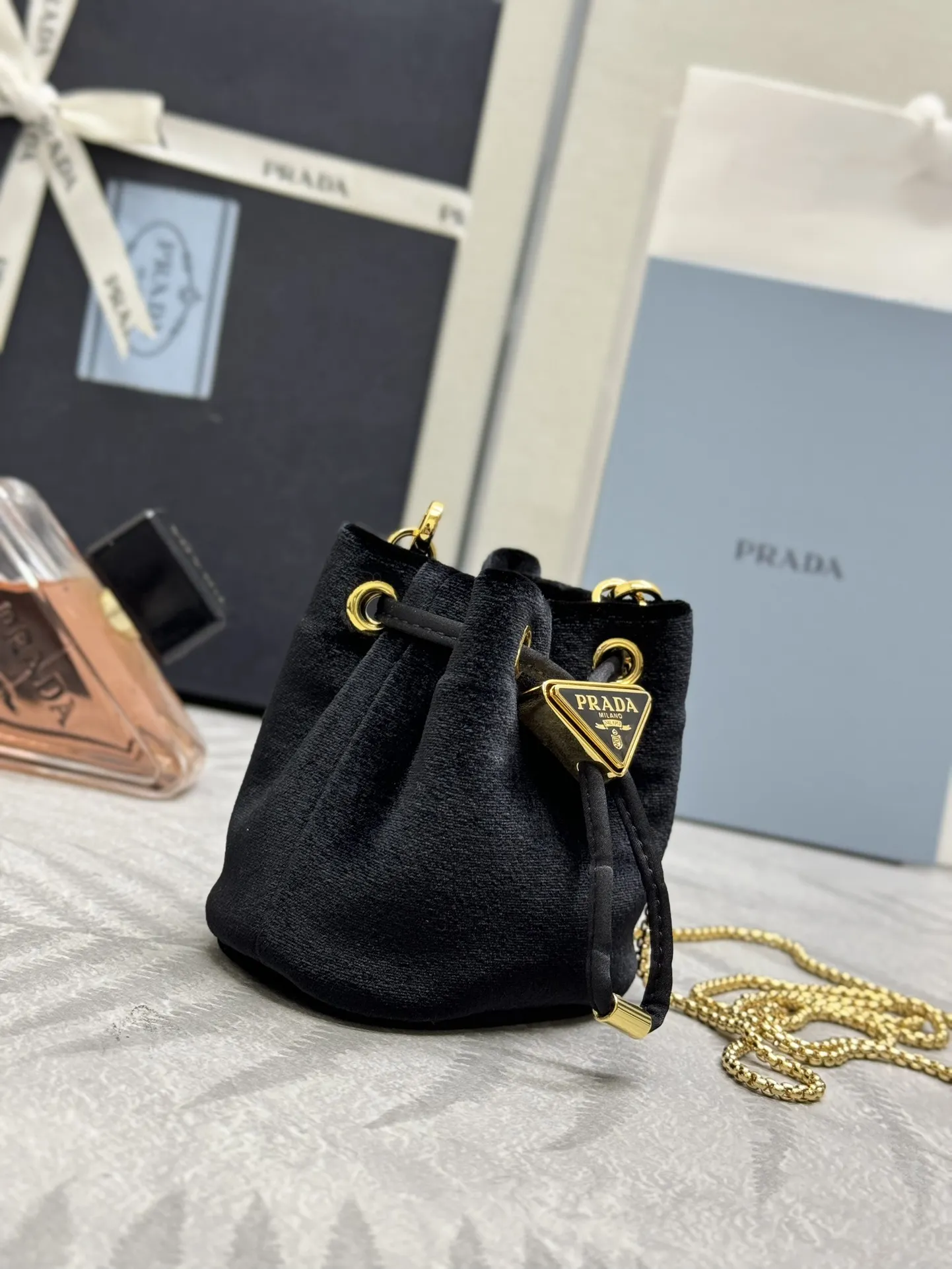 Velvet Mini Bucket Bag D67016327 — view 3