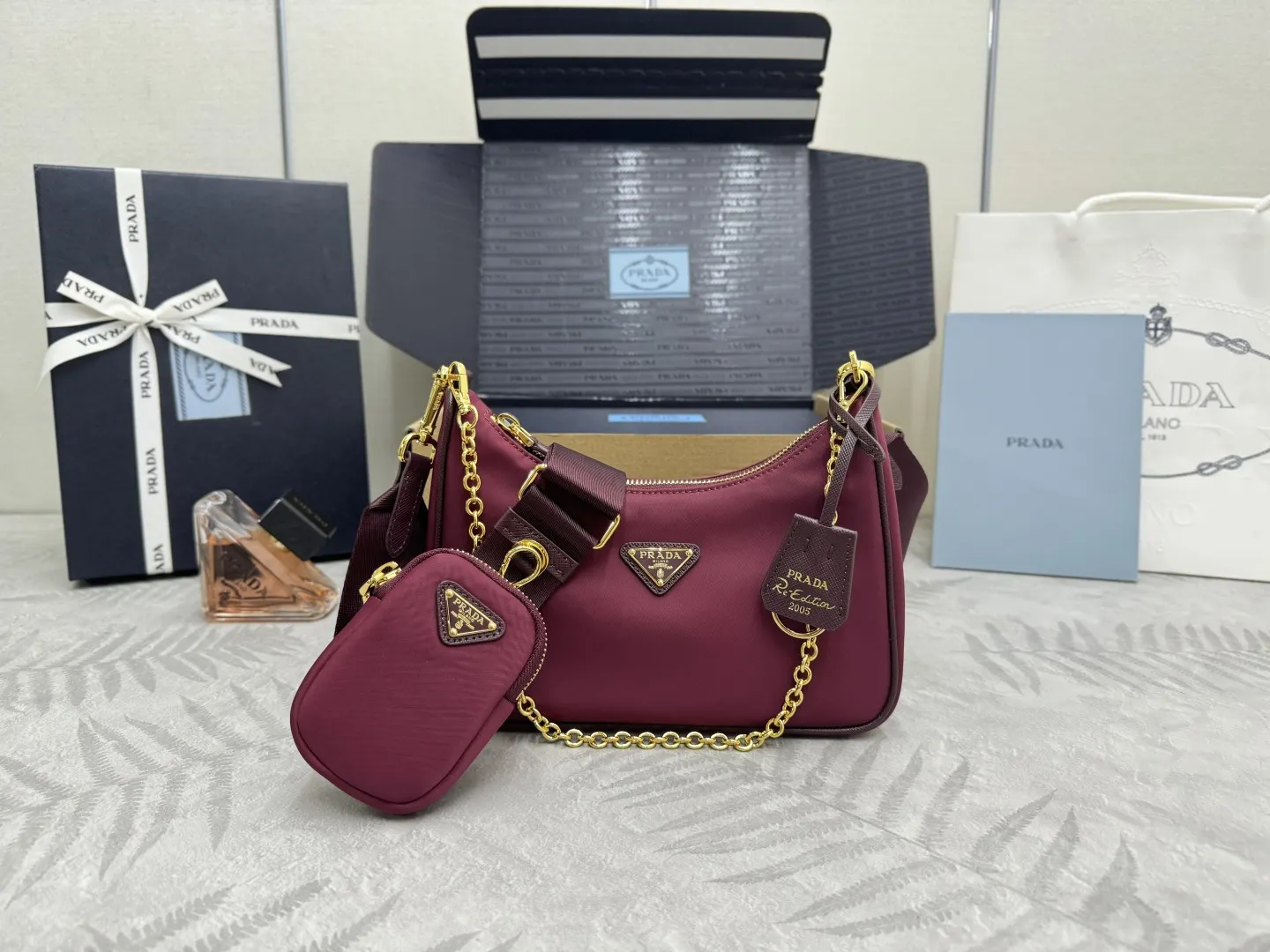 Re-Edition 2005 Nylon Hobo Bag D68016334
