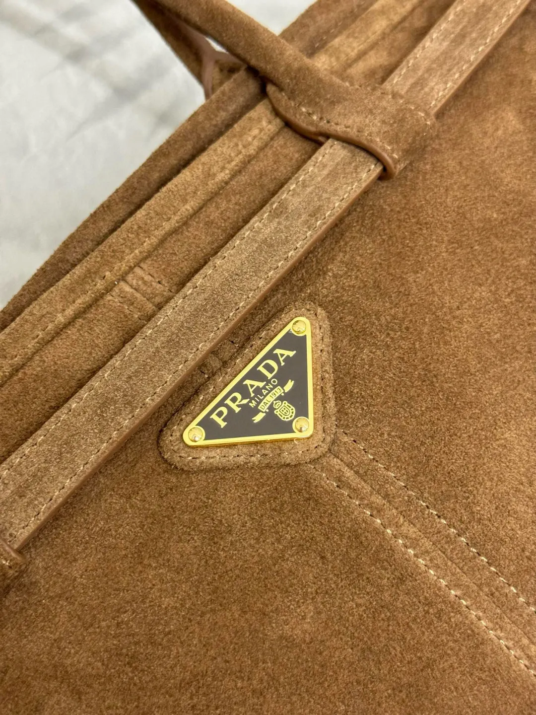 Soft Lux Suede Top-Handle & Crossbody Bag D98016343 — view 7