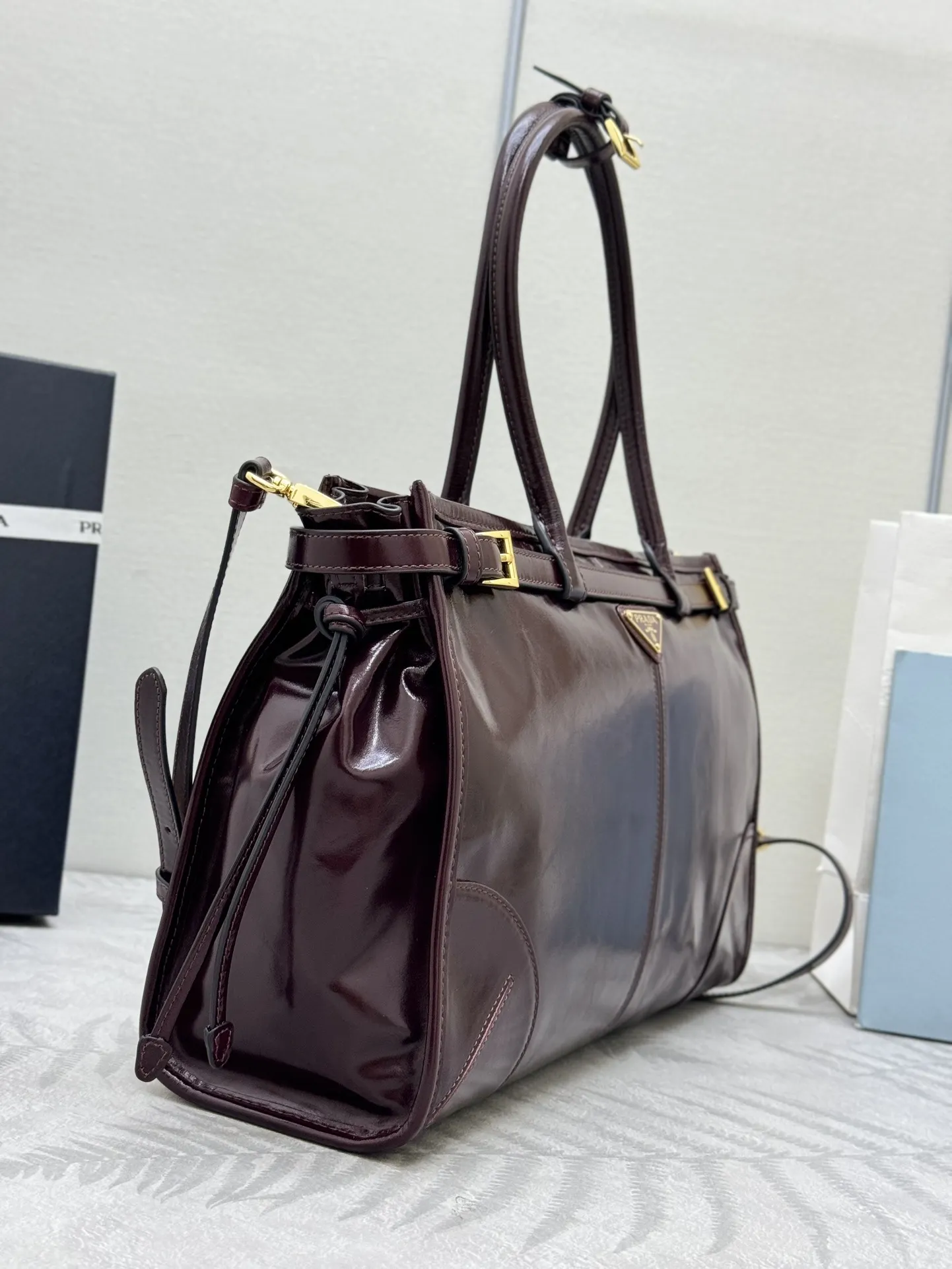 Soft Lux Leather Top-Handle & Crossbody Bag D114016349 — view 4