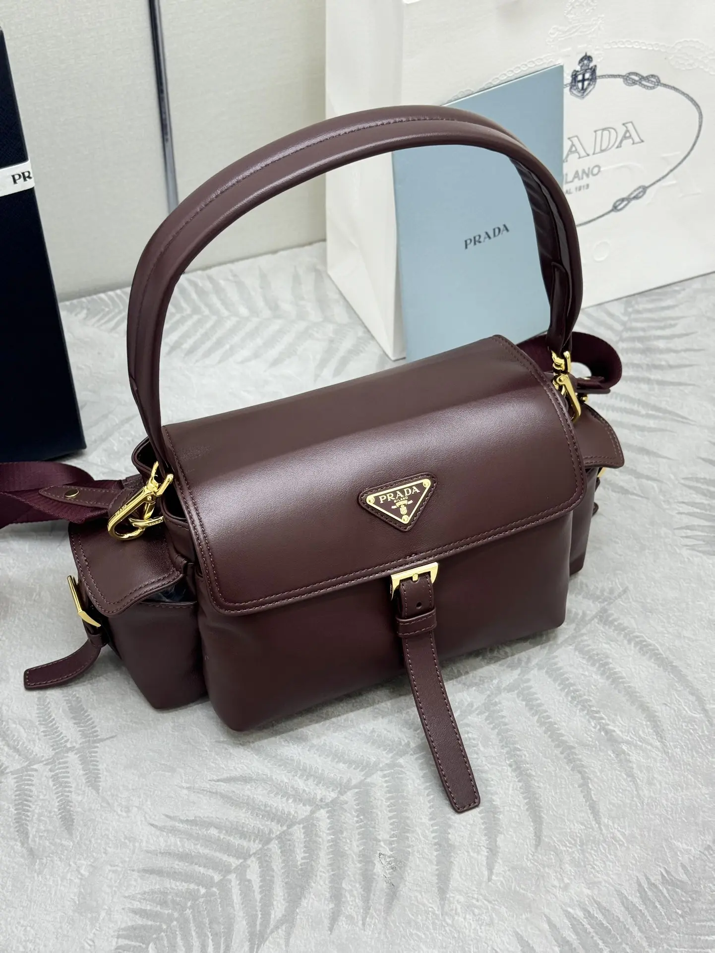 Lambskin Messenger Bag in Burgundy D98016364 — view 3