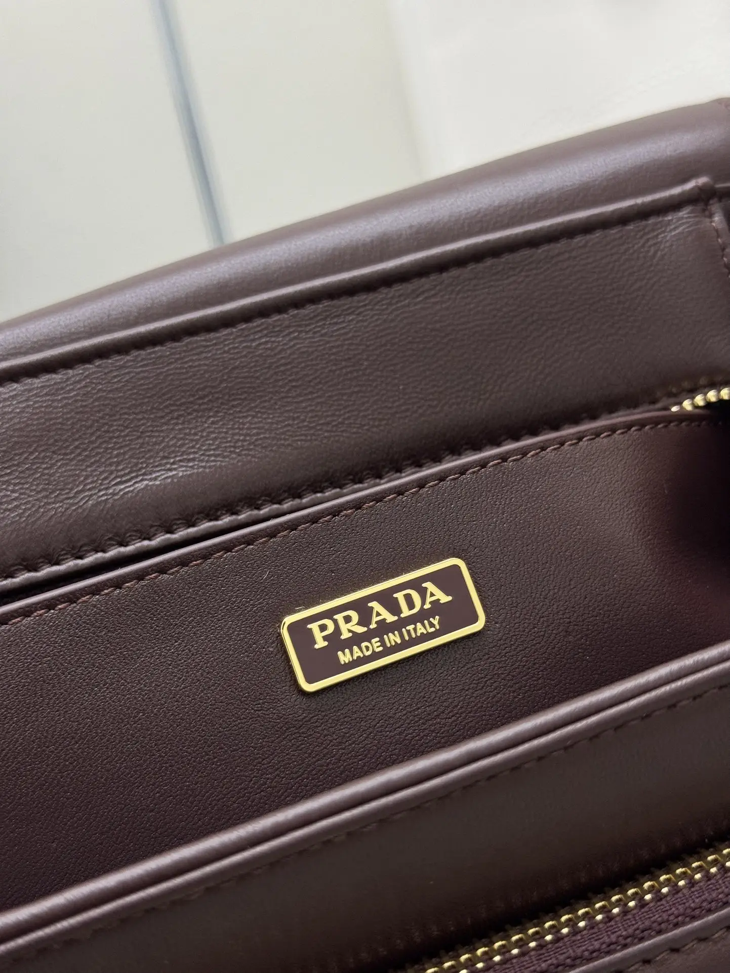 Lambskin Messenger Bag in Burgundy D98016364 — view 9