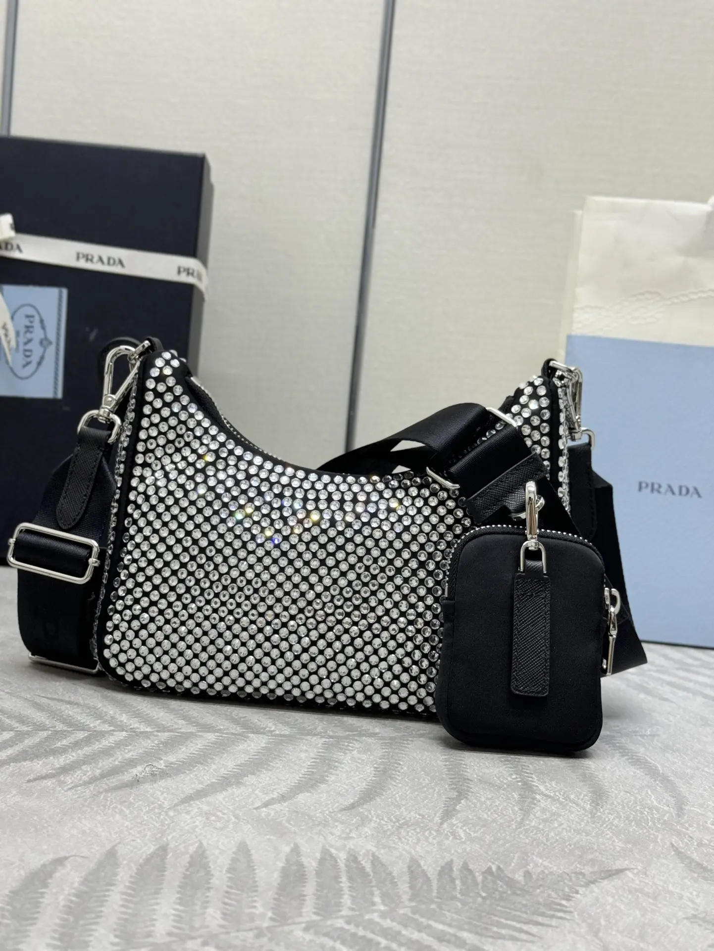 Re-Edition 2005 Crystal-Embellished Shoulder Bag D83016371 — view 5