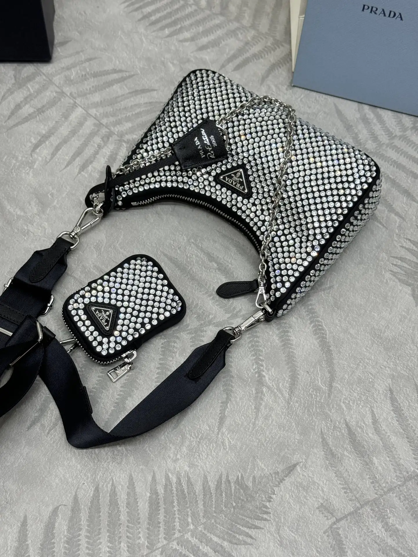 Re-Edition 2005 Crystal-Embellished Shoulder Bag D83016371 — view 6