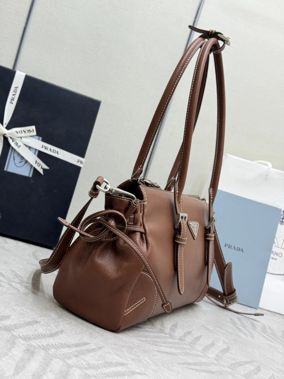 Vintage Leather Top-Handle Bag D105016506 — view 4