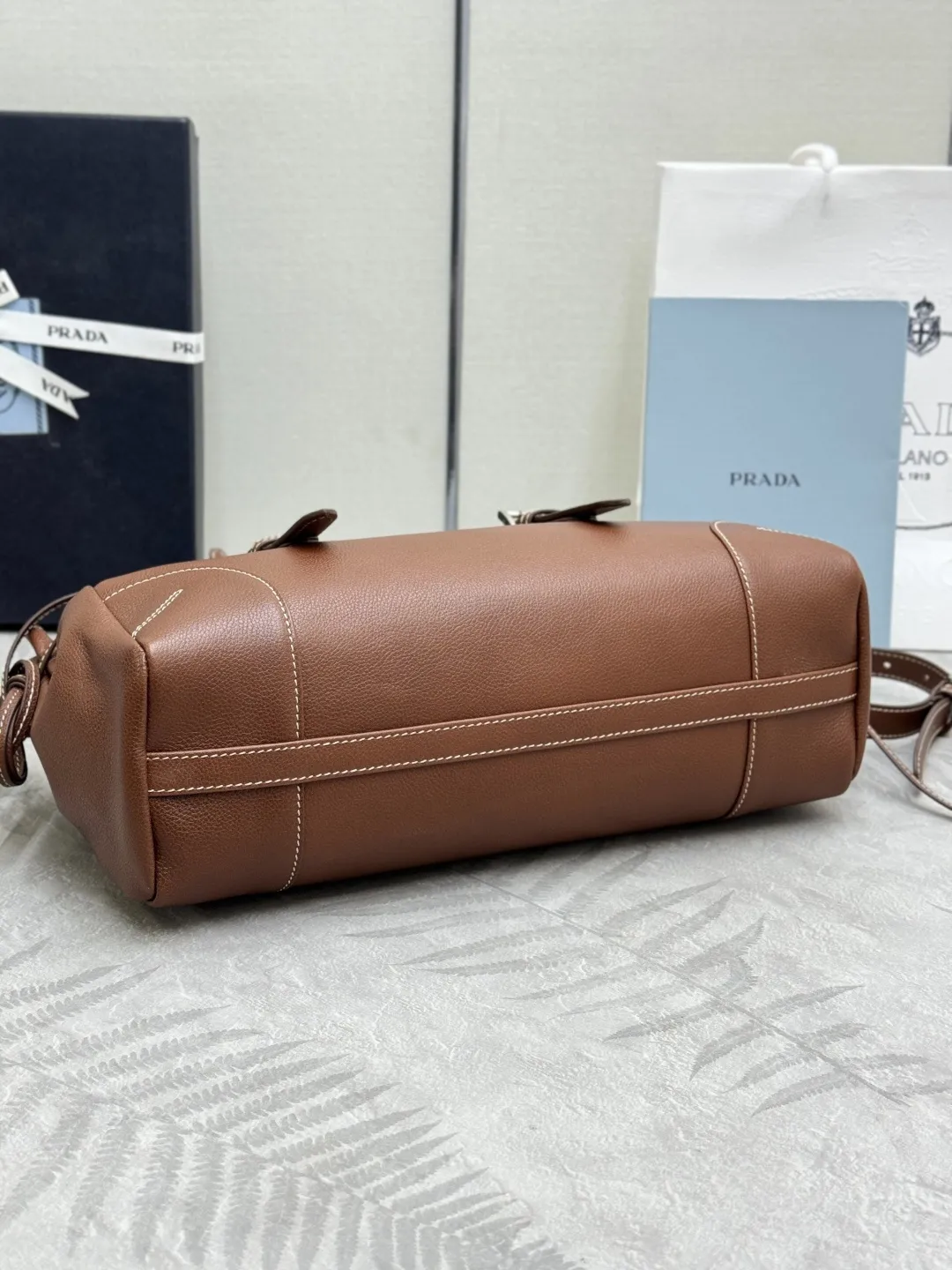 Vintage Leather Top-Handle Bag D105016506 — view 5