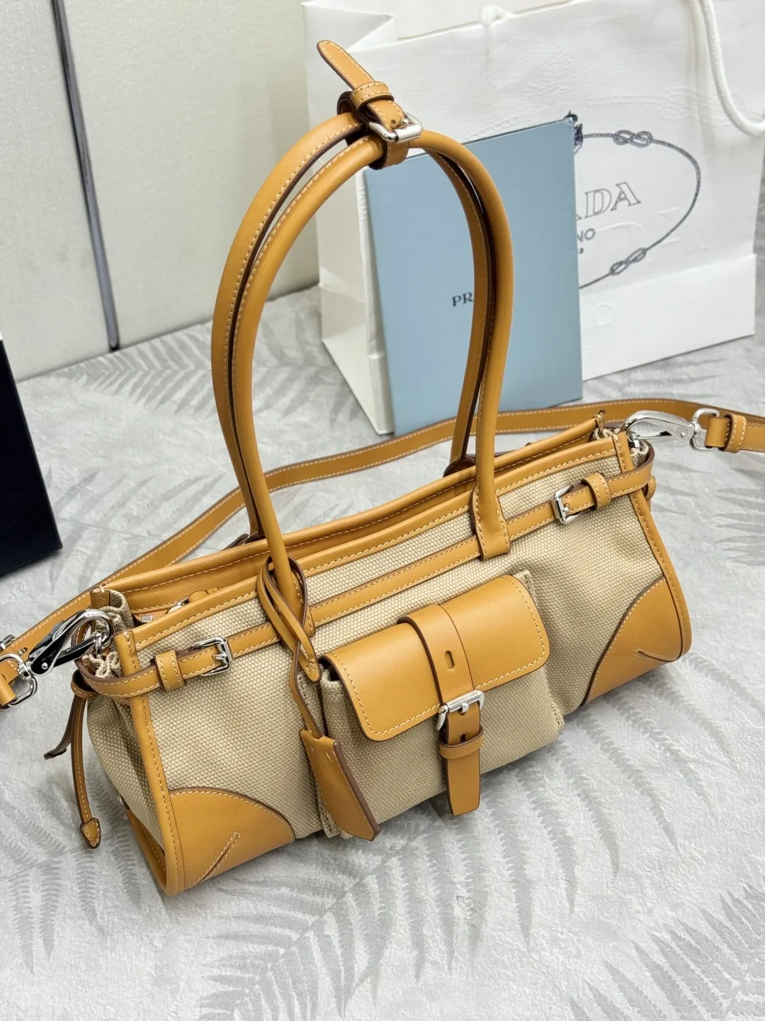 Bonnie Canvas and Leather Shoulder Bag D103016375 — view 3