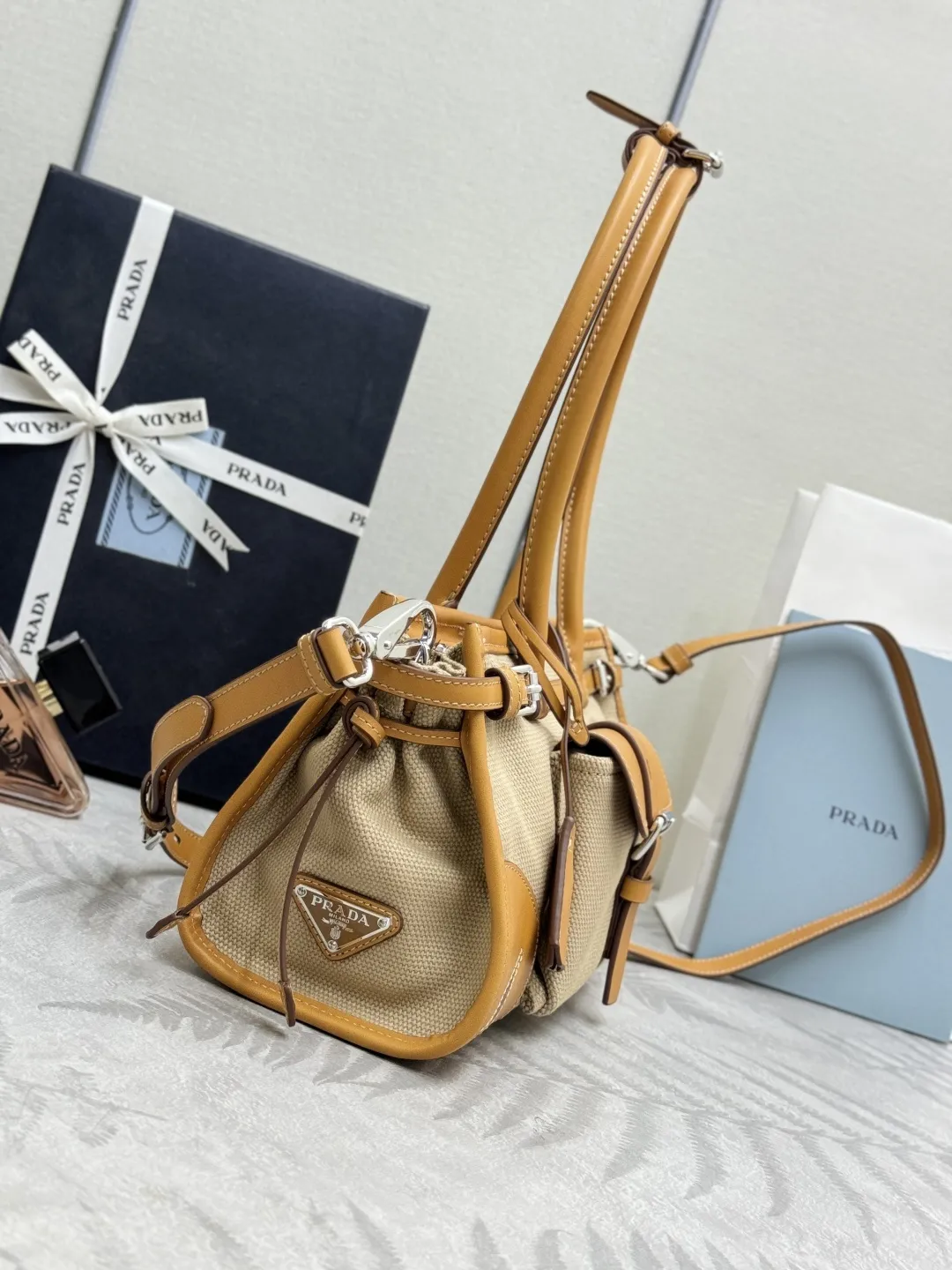Bonnie Canvas and Leather Shoulder Bag D103016375 — view 5