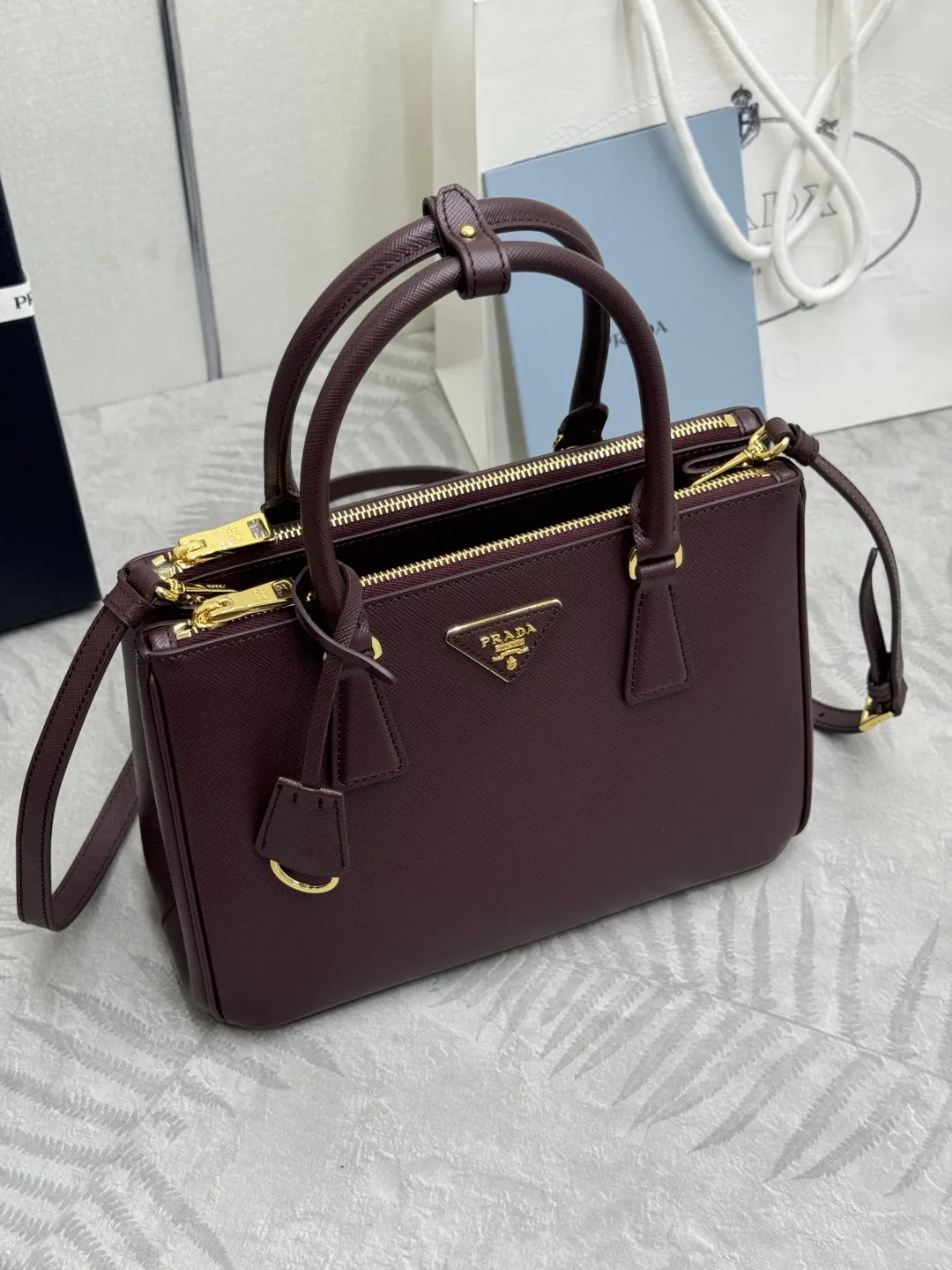 Saffiano Leather Galleria Medium Bag D98016393 — view 3