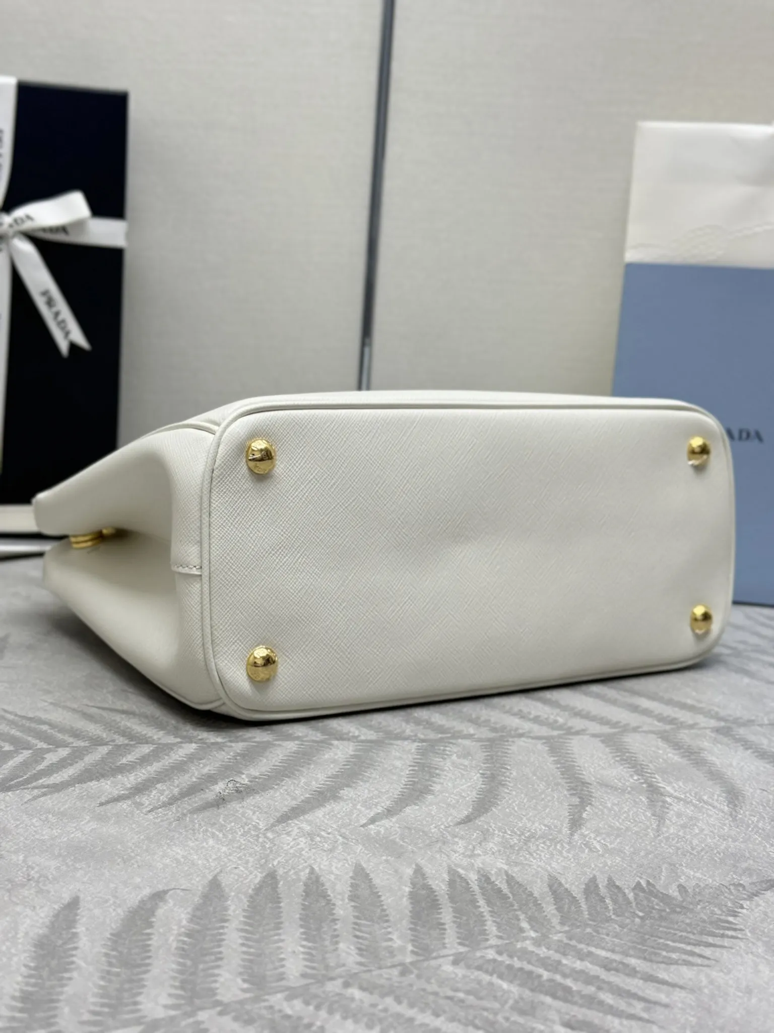 Saffiano Leather Double Handle Shoulder Bag D98016395 — view 7