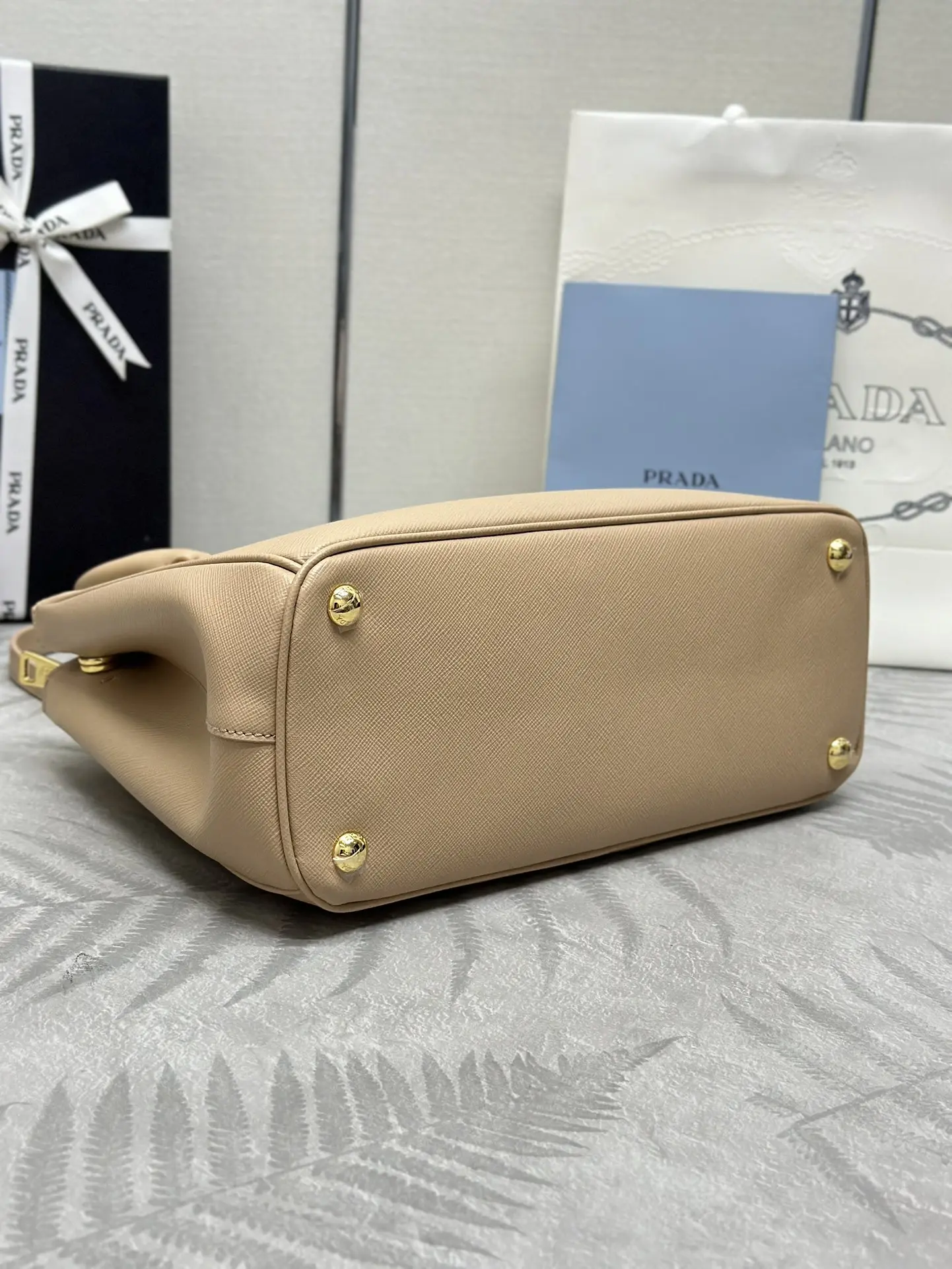 Saffiano Leather Double Handle Shoulder Bag D98016396 — view 6