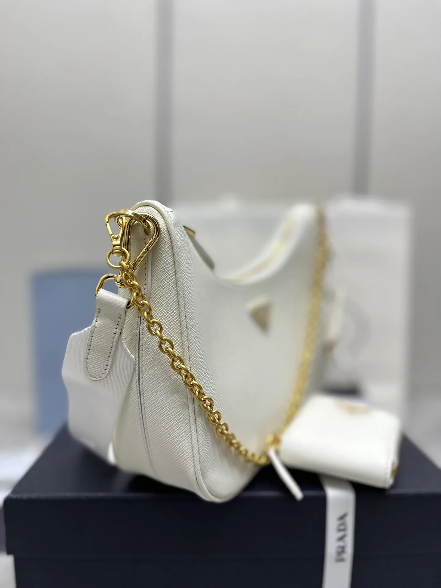 Prada Re-Edition 2005 Saffiano Leather Hobo Bag D88016411 — view 2