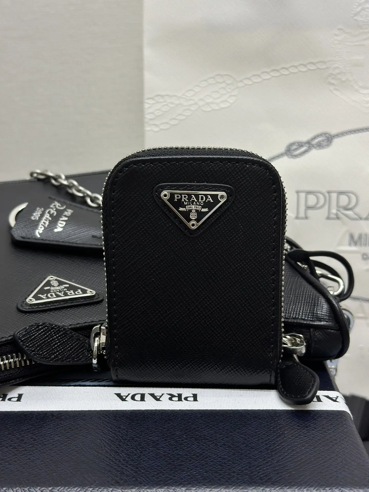 Prada Re-Edition 2005 Saffiano Leather Hobo Bag D86016412 — view 5