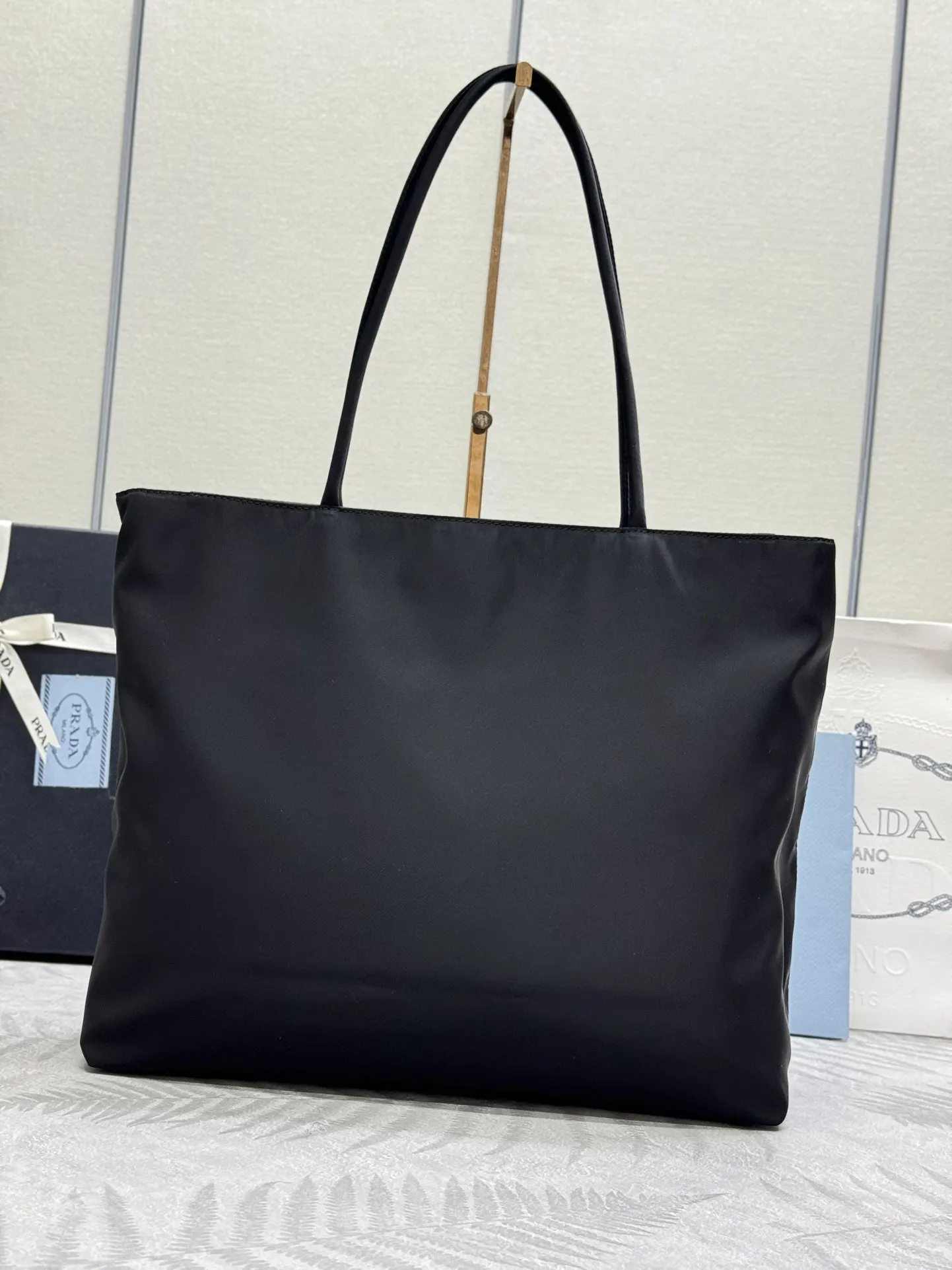 Nylon Triangle Logo Large Tote Bag D60016413 — view 2