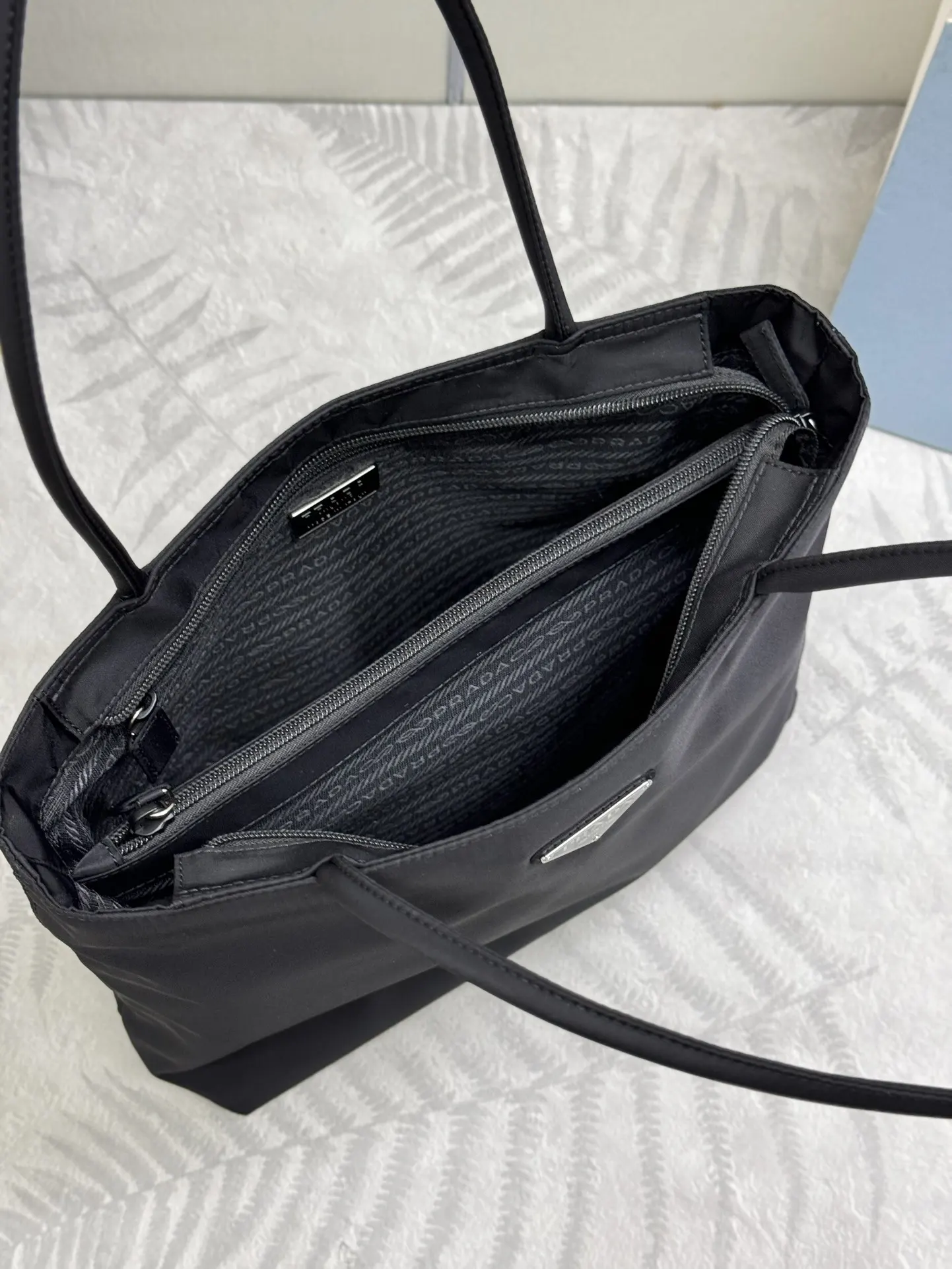 Nylon Triangle Logo Tote Bag D58016509 — view 8