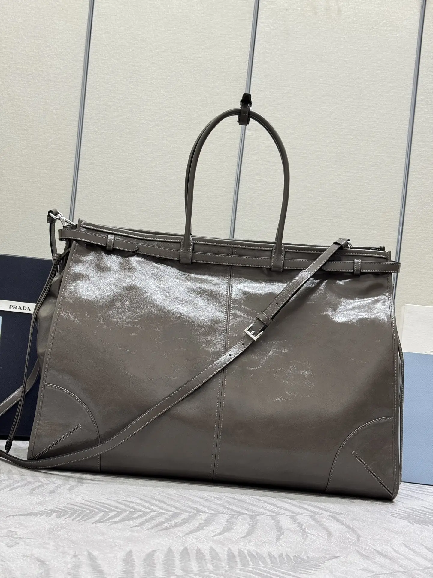 Prada Lux Soft Oiled Leather Tote Bag D135016422 — view 3