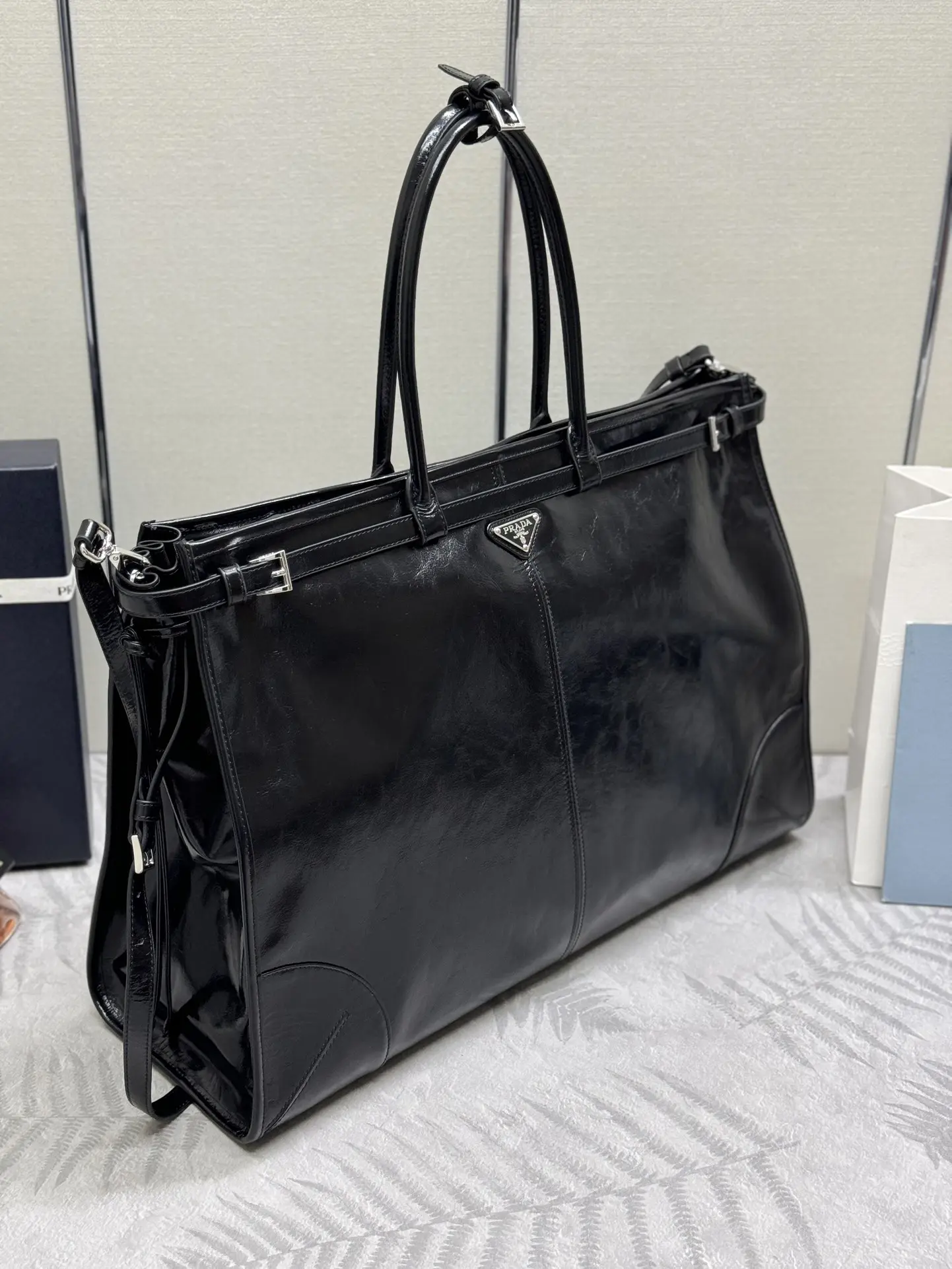 Lux Soft Leather Top-Handle Tote Bag D135016423 — view 6