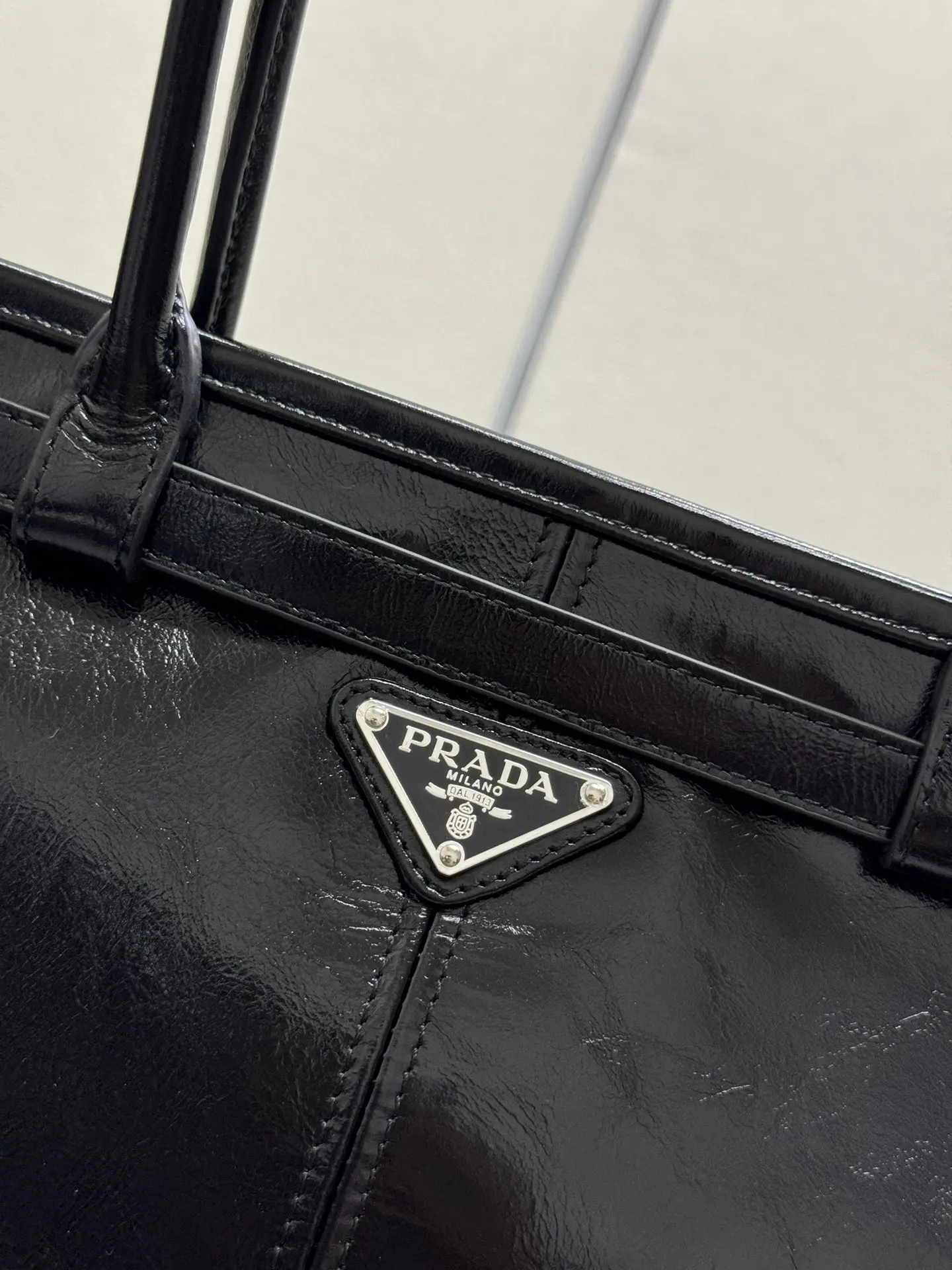 Lux Soft Leather Top-Handle Tote Bag D135016423 — view 7