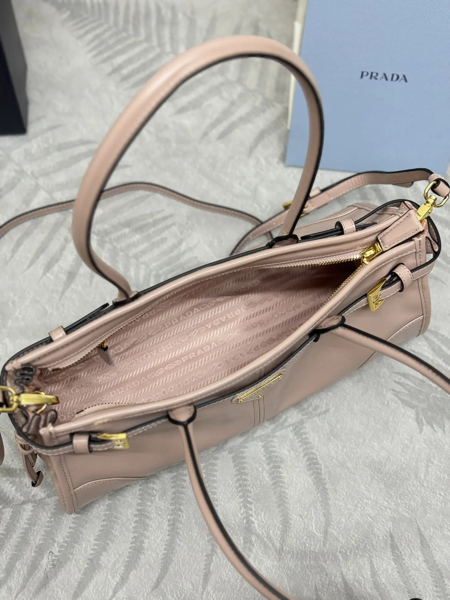 Soft Lux Leather Top-Handle Bag D104016426 — view 7