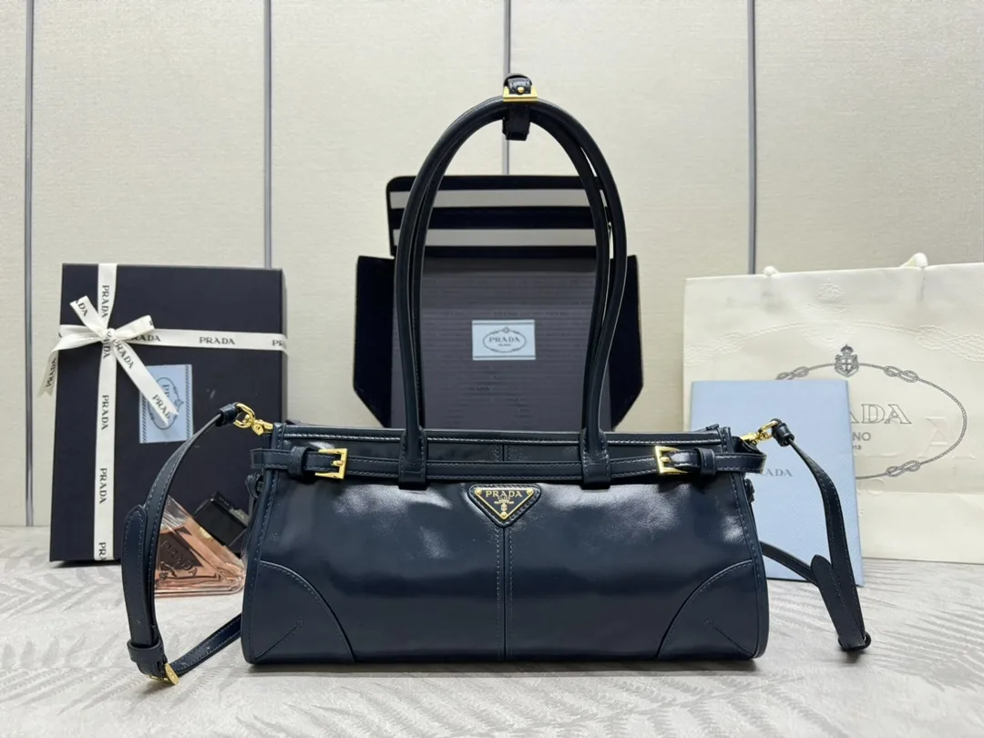 Soft Lux Oiled Leather Top-Handle Bag D104016431