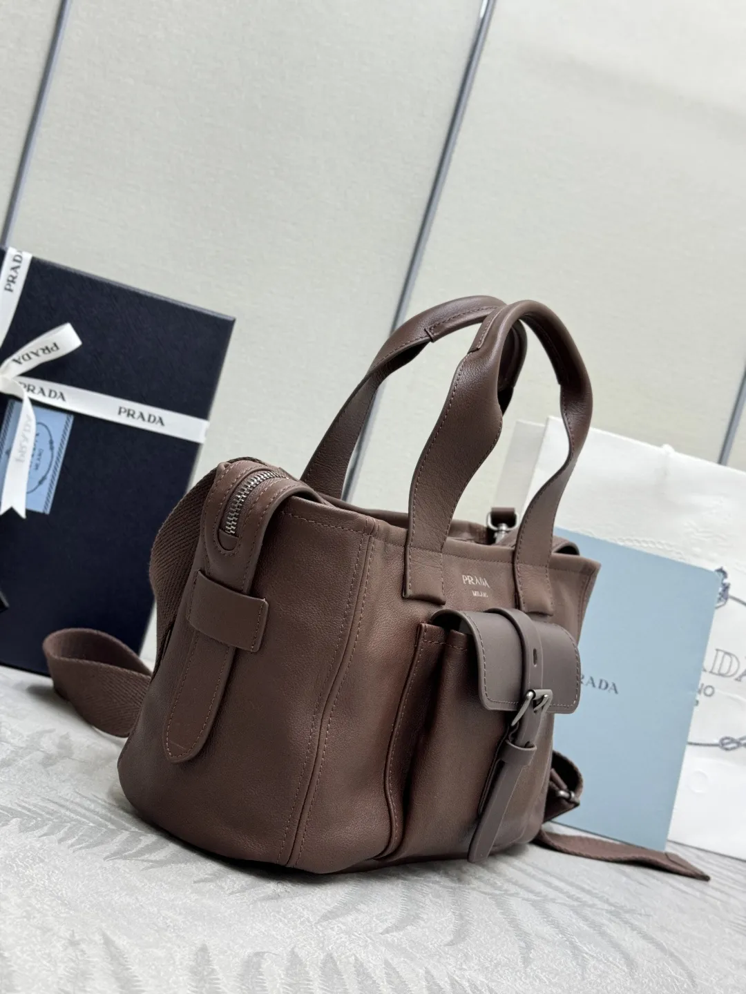 Prada Route Leather Tote Bag D108016436 — view 4