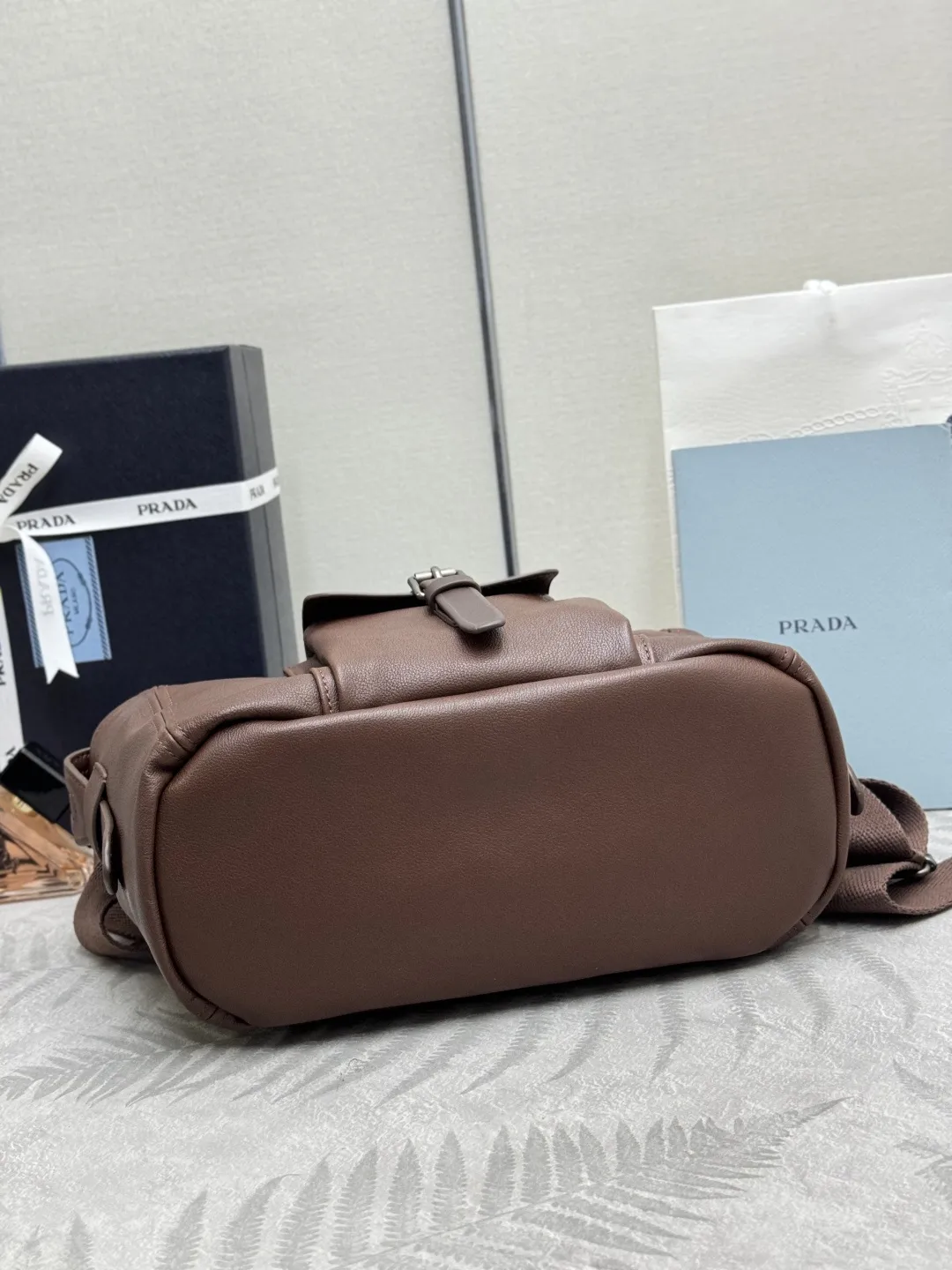Prada Route Leather Tote Bag D108016436 — view 5