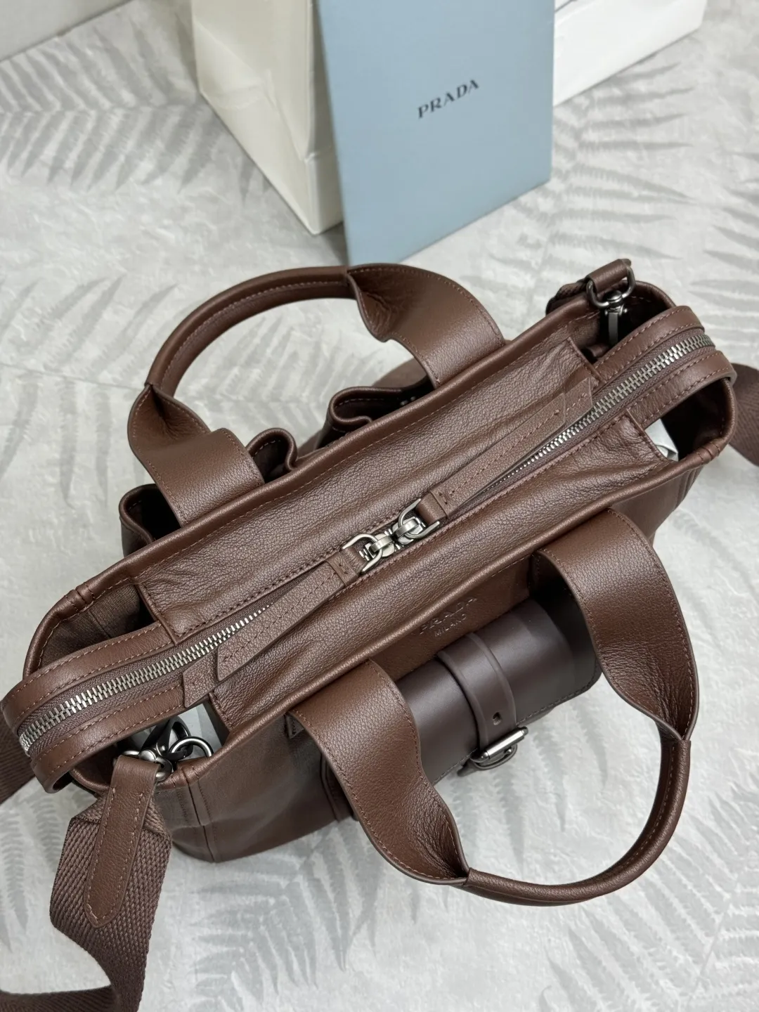 Prada Route Leather Tote Bag D108016436 — view 7