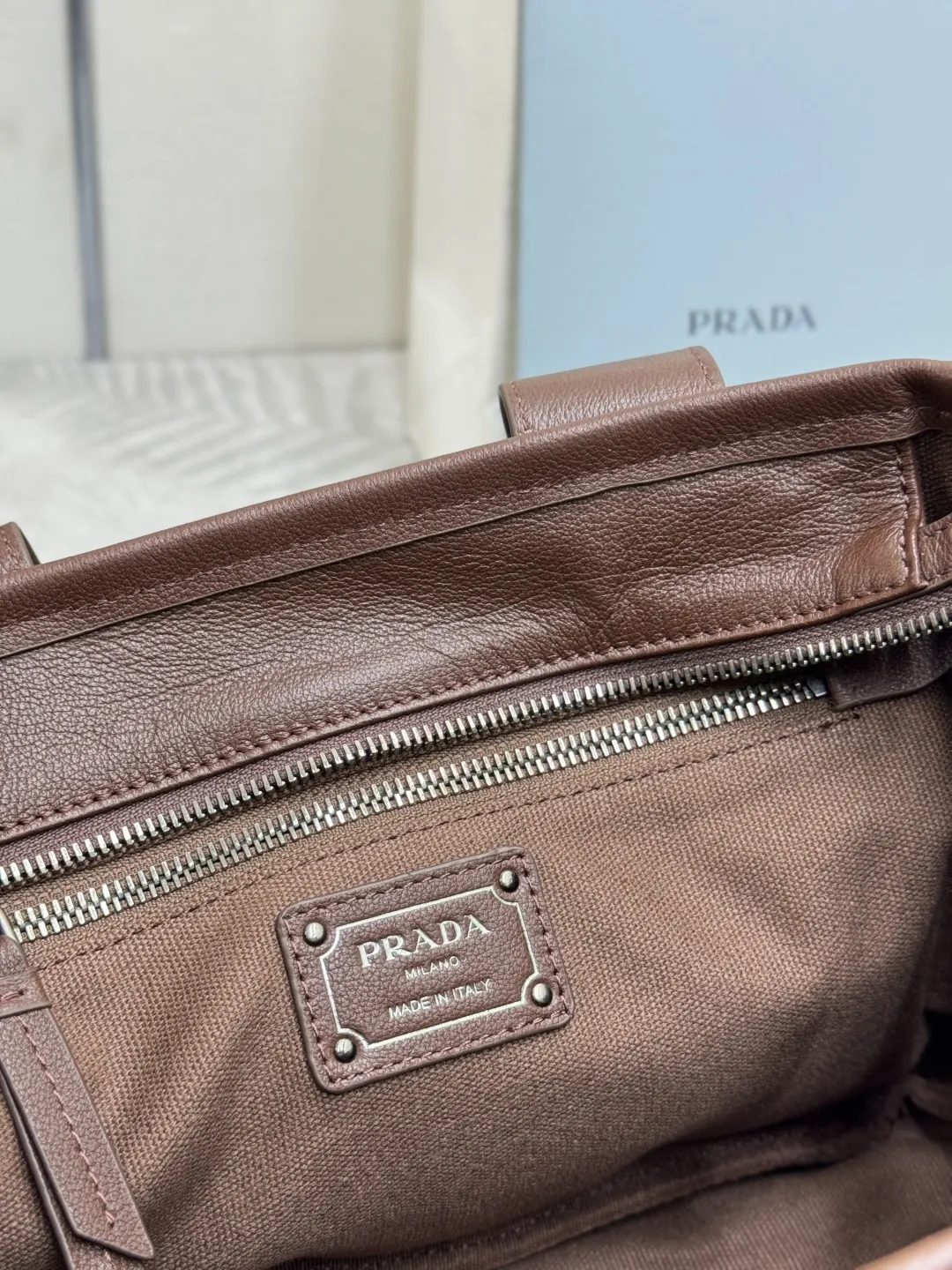 Prada Route Leather Tote Bag D108016436 — view 9