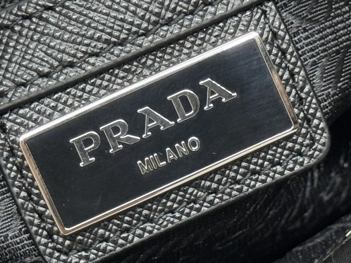 Re-Nylon and Saffiano Leather Crossbody Bag D63016510 — view 9