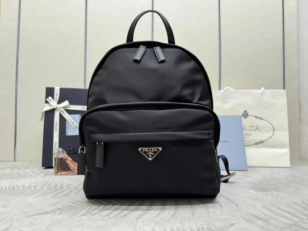Prada 2VZ066 Saffiano & Nylon Backpack D75016446