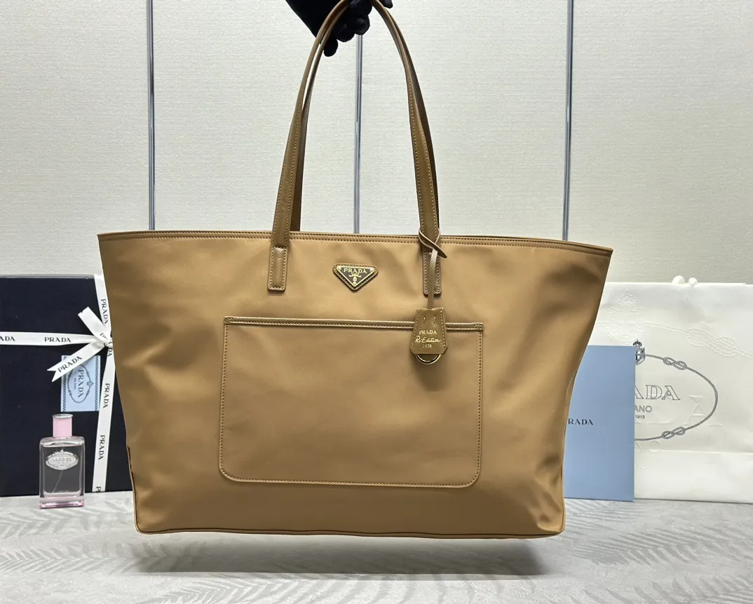 Nylon Large Tote Bag 1BG527 D68016449 — view 4
