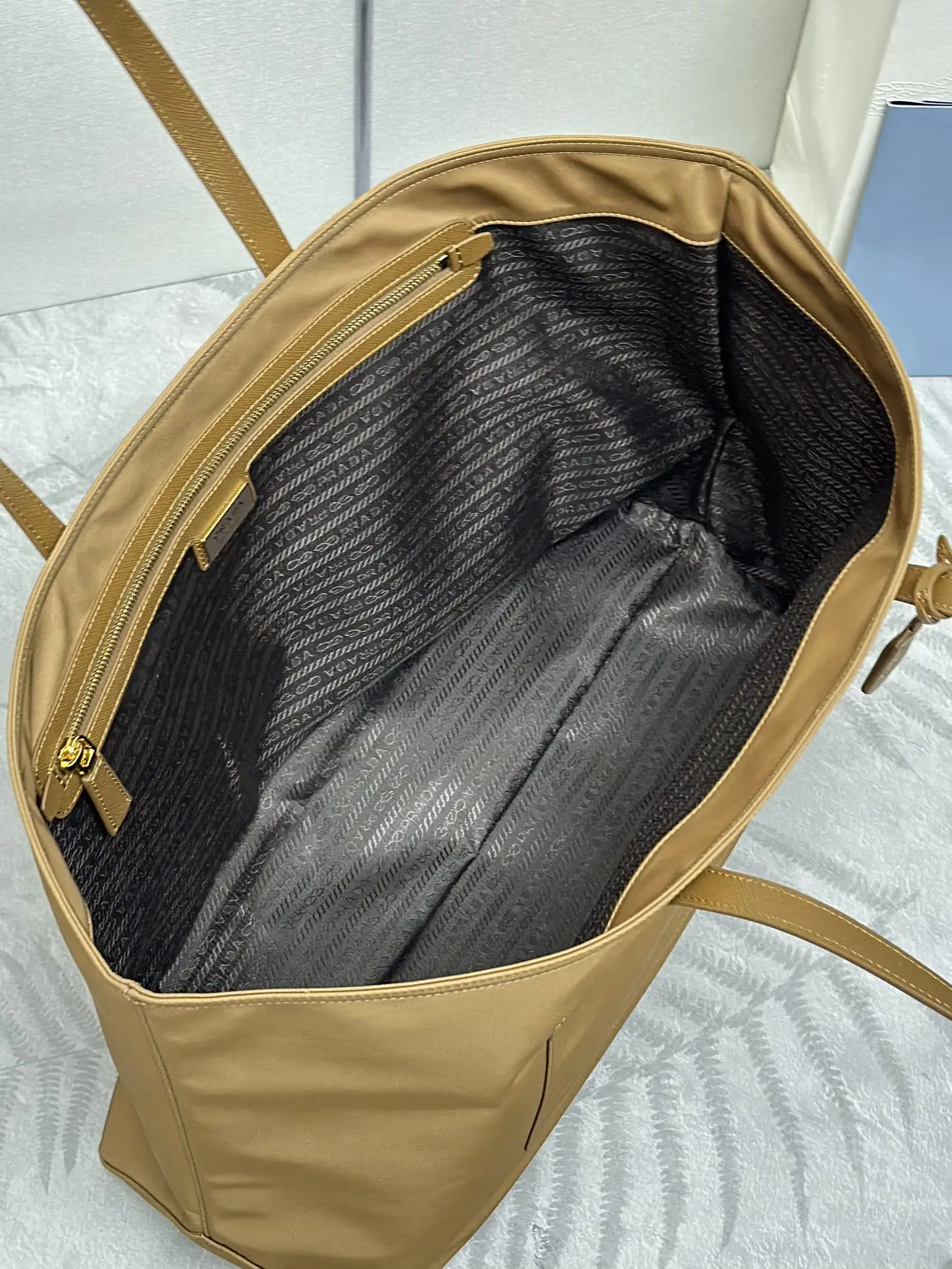 Nylon Large Tote Bag 1BG527 D68016449 — view 8