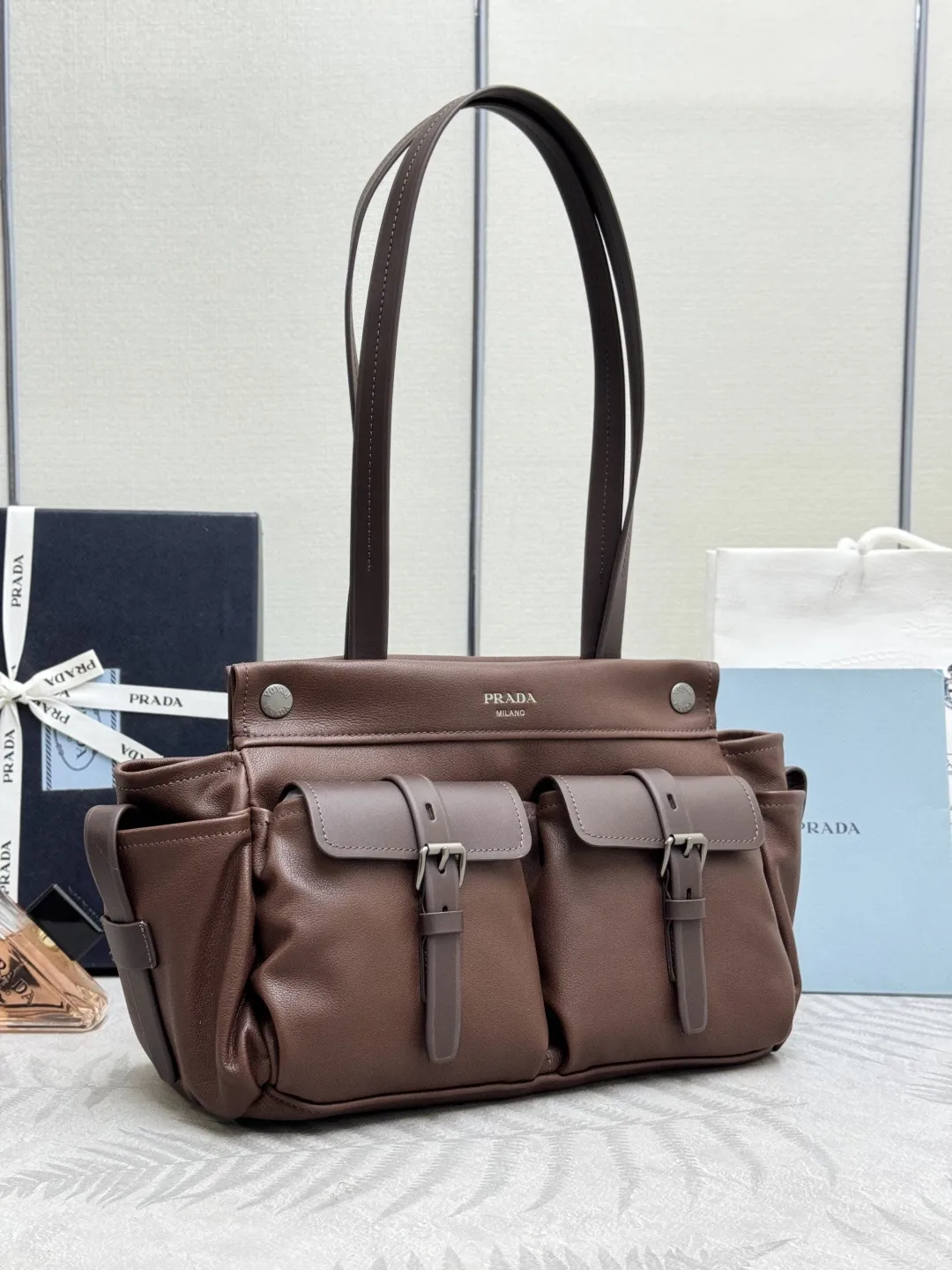 Prada 1BG645 Leather Tote Bag D113016456 — view 4