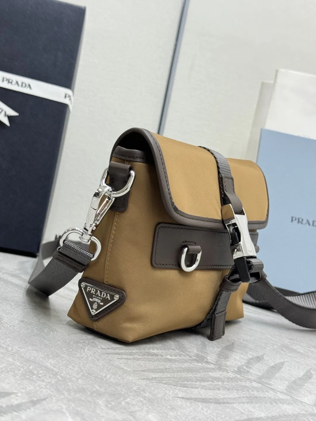 Re-Nylon Color-Block Crossbody Phone Bag D63016459 — view 3