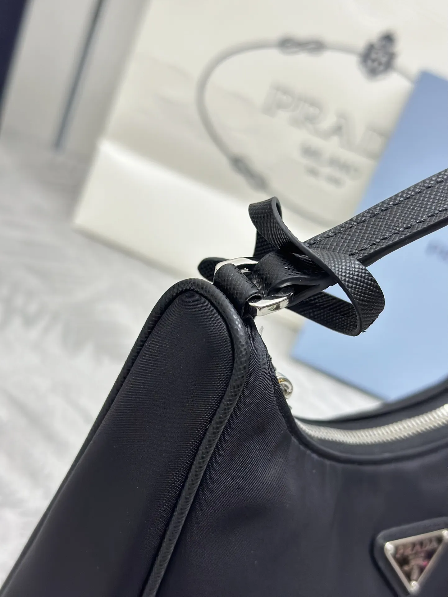 Prada Re-Edition 2005 Nylon Shoulder Bag D56016468 — view 5