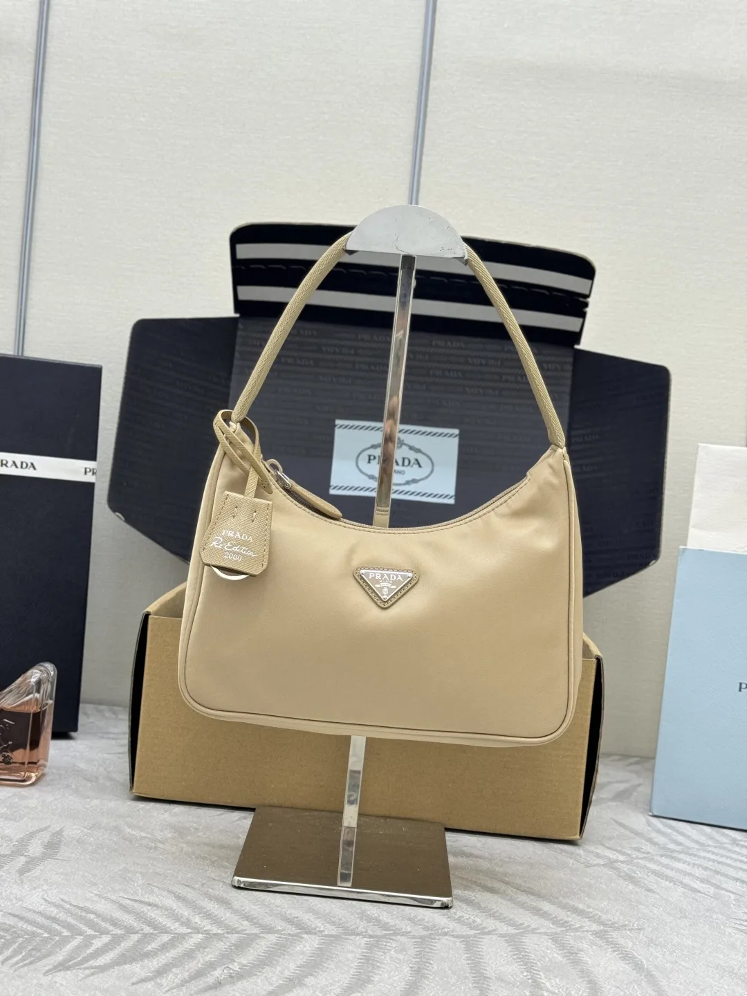 Re-Edition 2000 Nylon Shoulder Bag D53016469