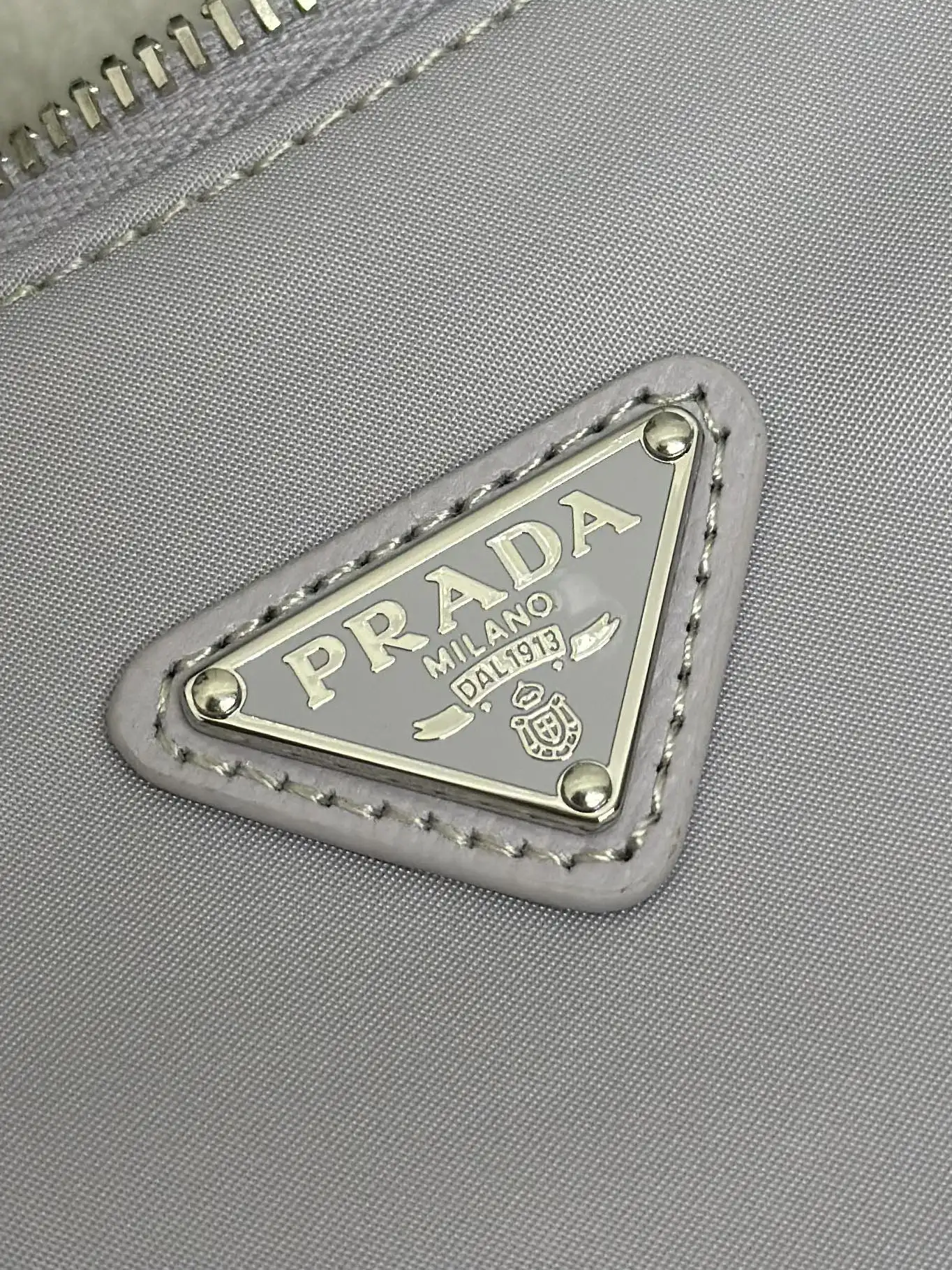 Prada Re-Edition 2000 Nylon Shoulder Bag D53016471 — view 5