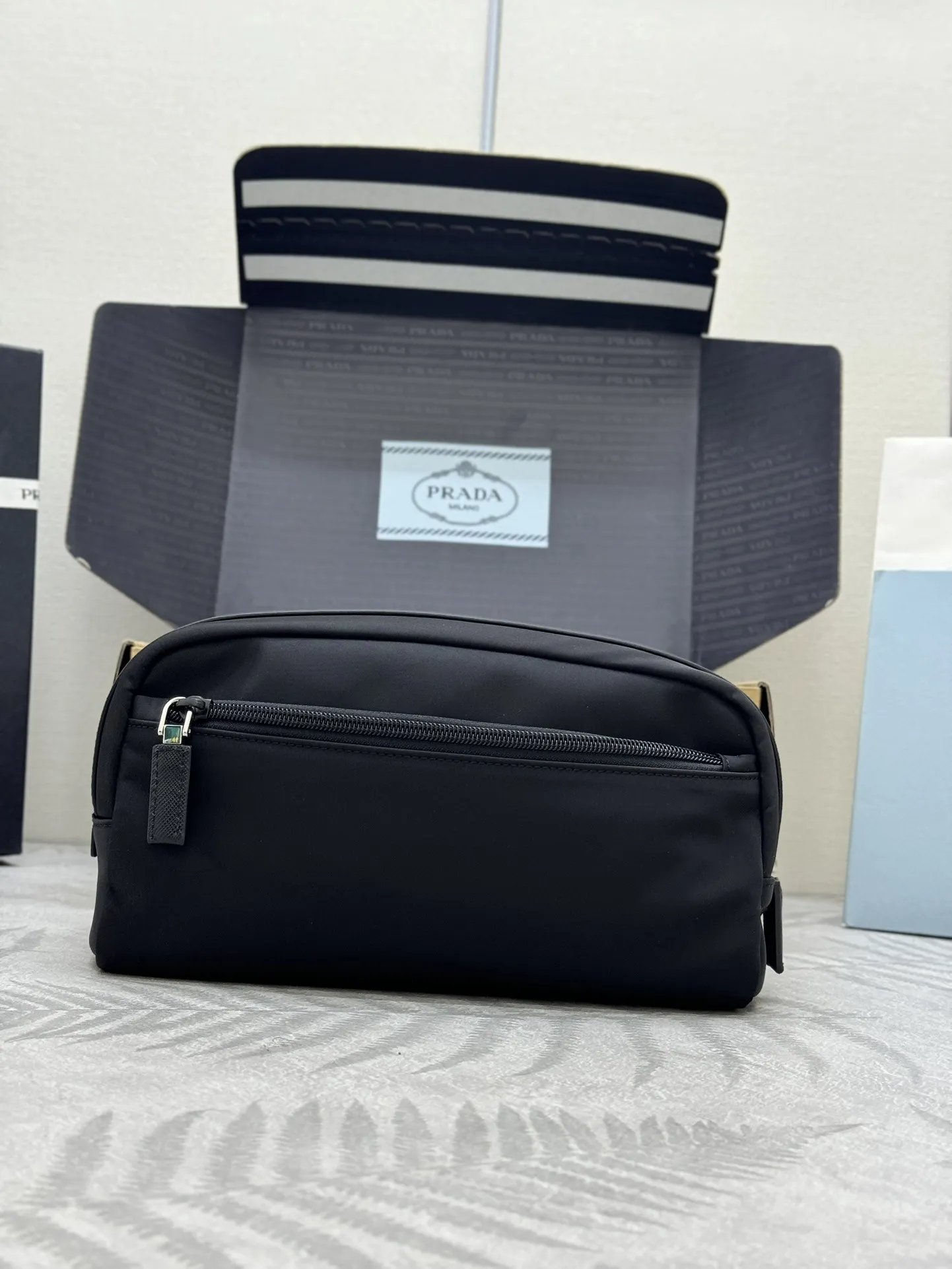 Re-Nylon Double-Layer Travel Pouch D61016476 — view 2
