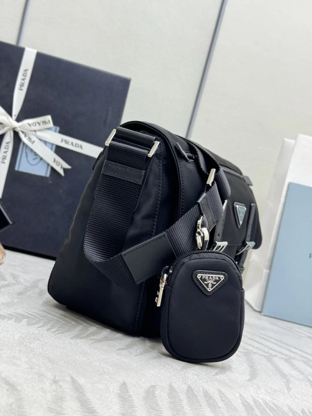 Re-Nylon Crossbody Bag with Detachable Pouch D70016481 — view 4